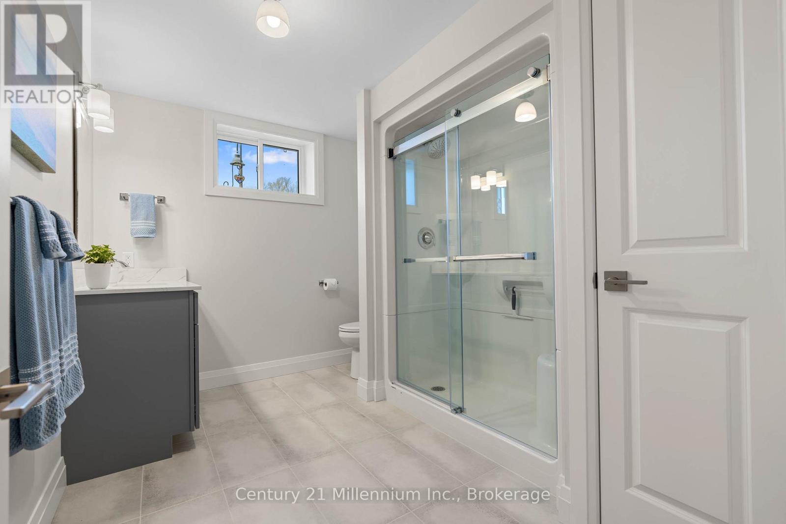 401 ALGOMA CRESCENT - 39