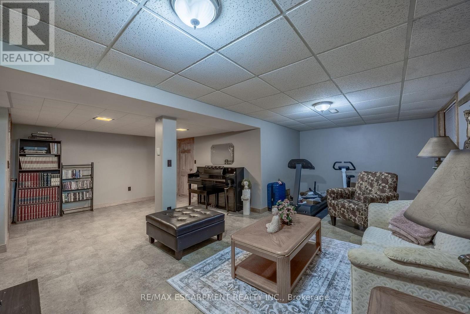 1712 VITTORIA ROAD - 34