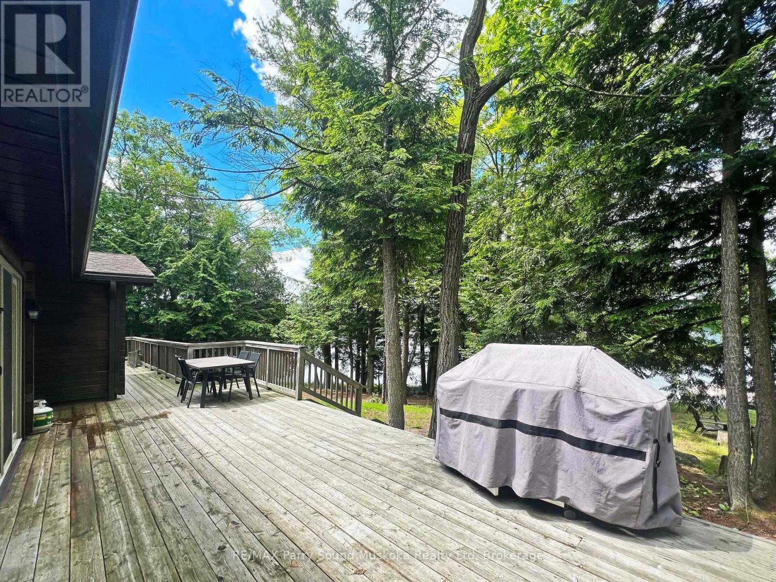 215 CRANE LAKE WATER - 18