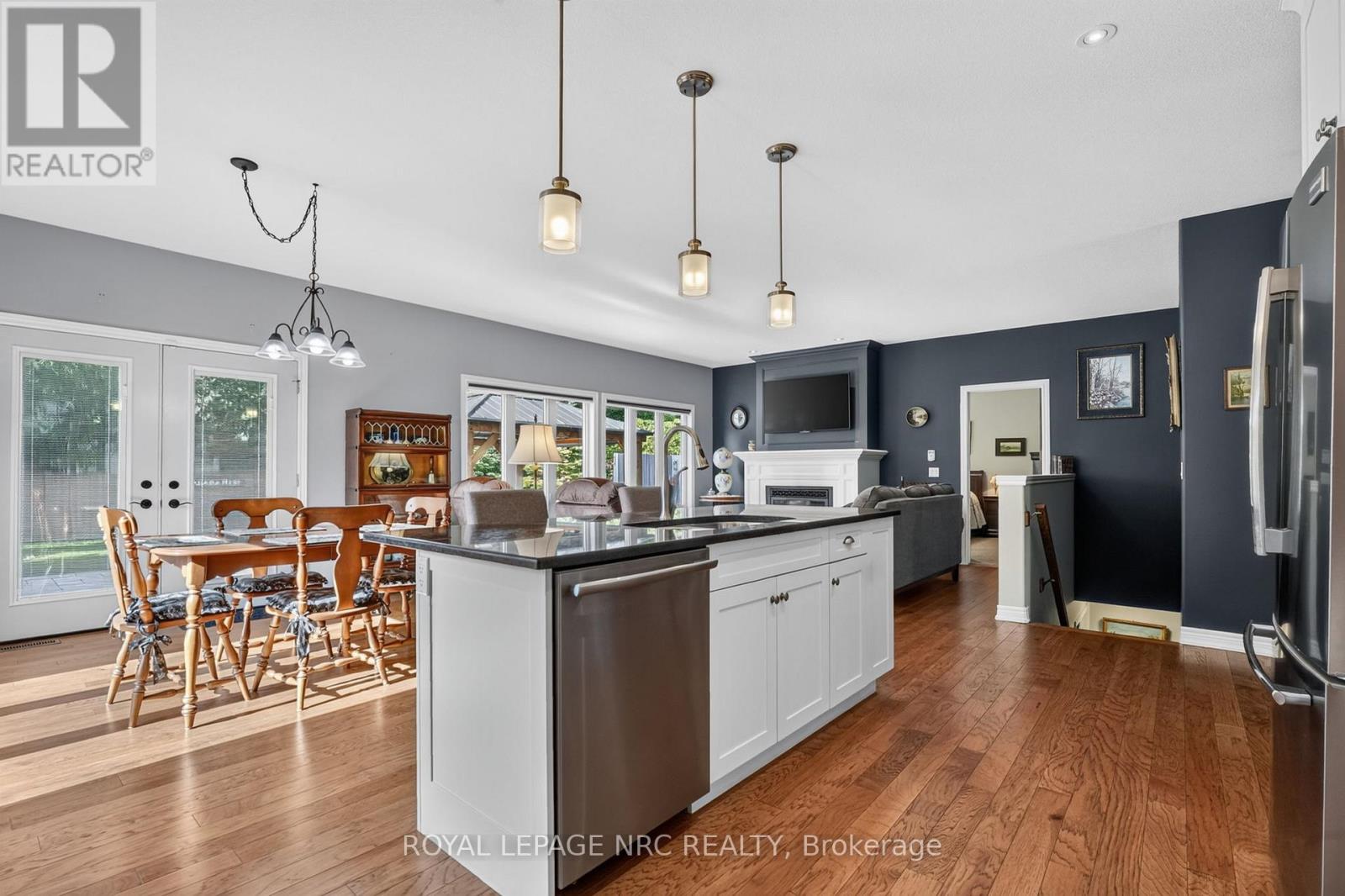 3307 RISELAY AVENUE - 13