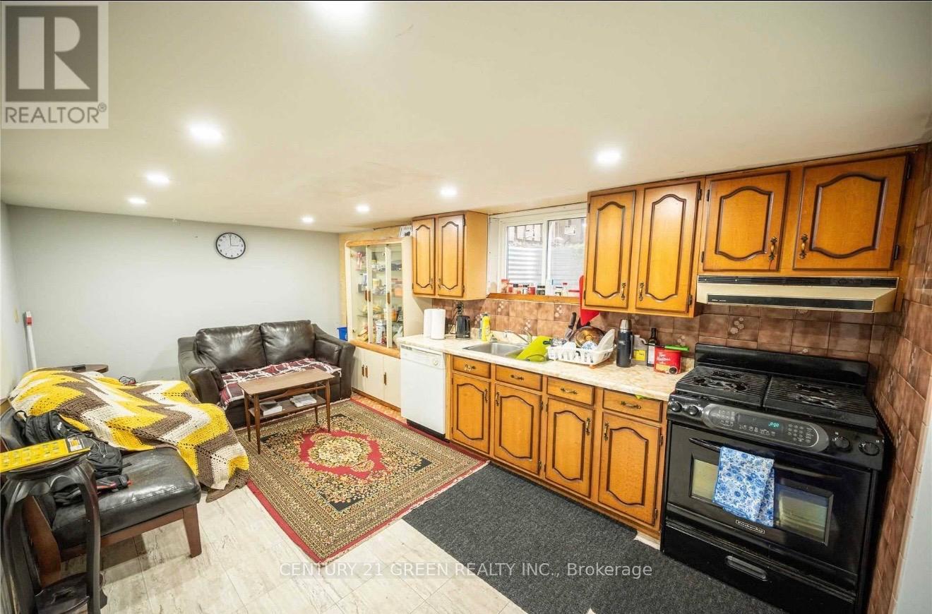 391 ADMIRAL DRIVE - 19