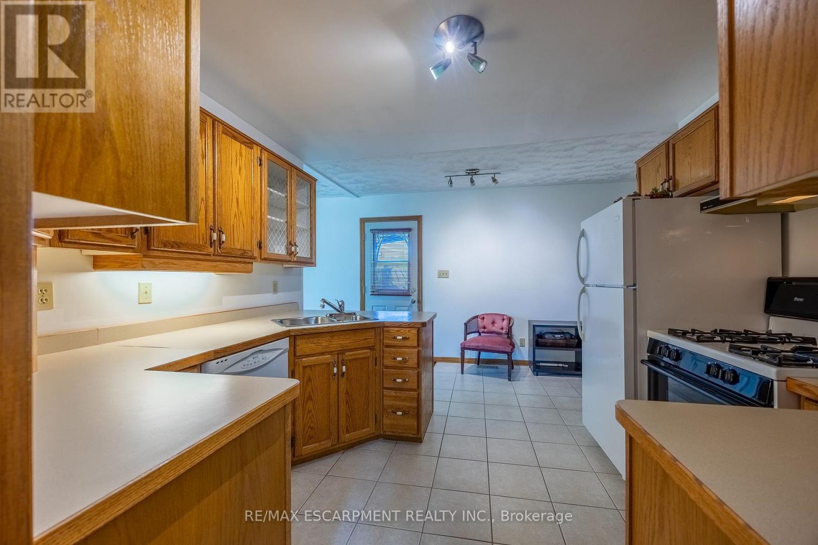 1712 VITTORIA ROAD - 26