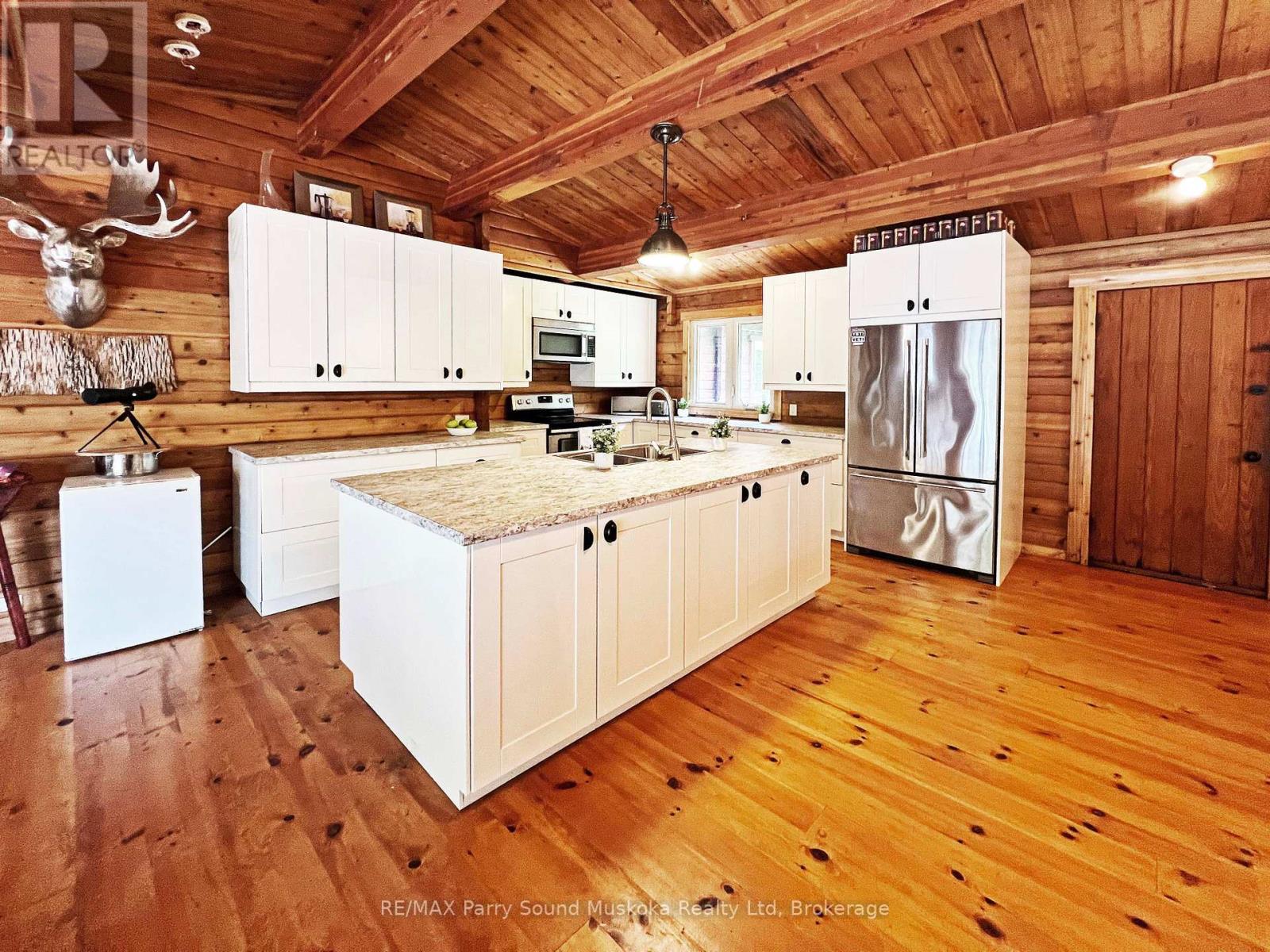 215 CRANE LAKE WATER - 26