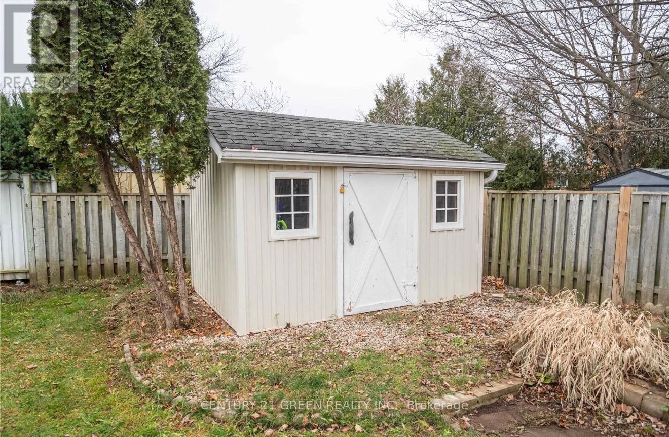 391 ADMIRAL DRIVE - 25