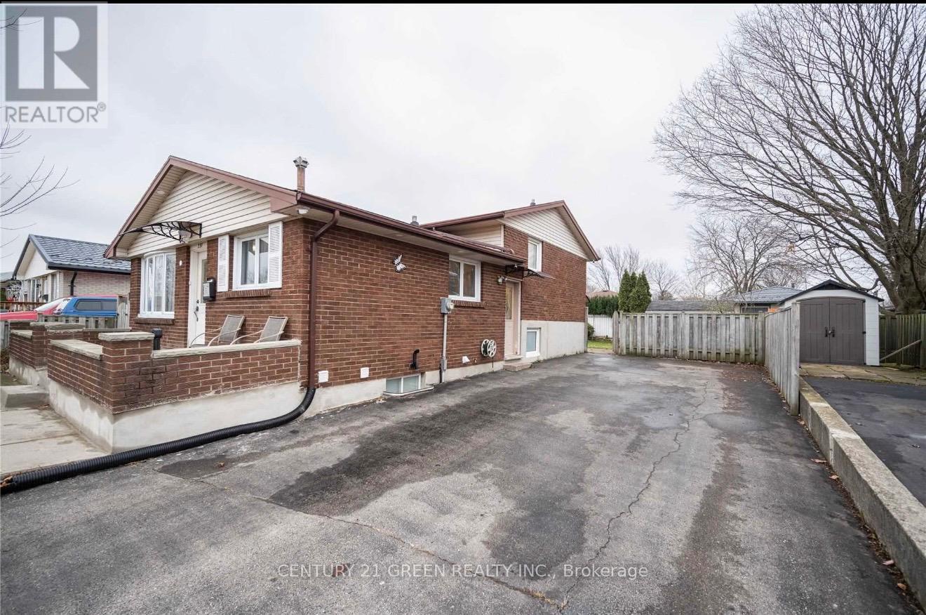 391 ADMIRAL DRIVE - 23