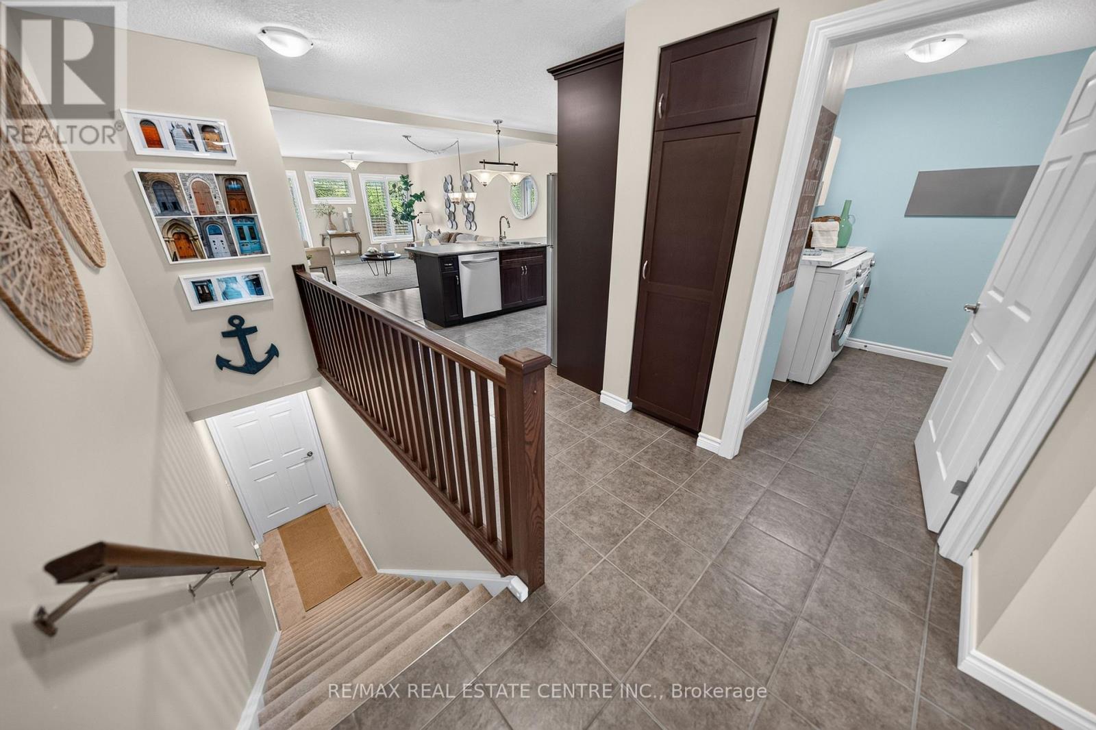 #38 35 GREEN GATE BOULEVARD - 36