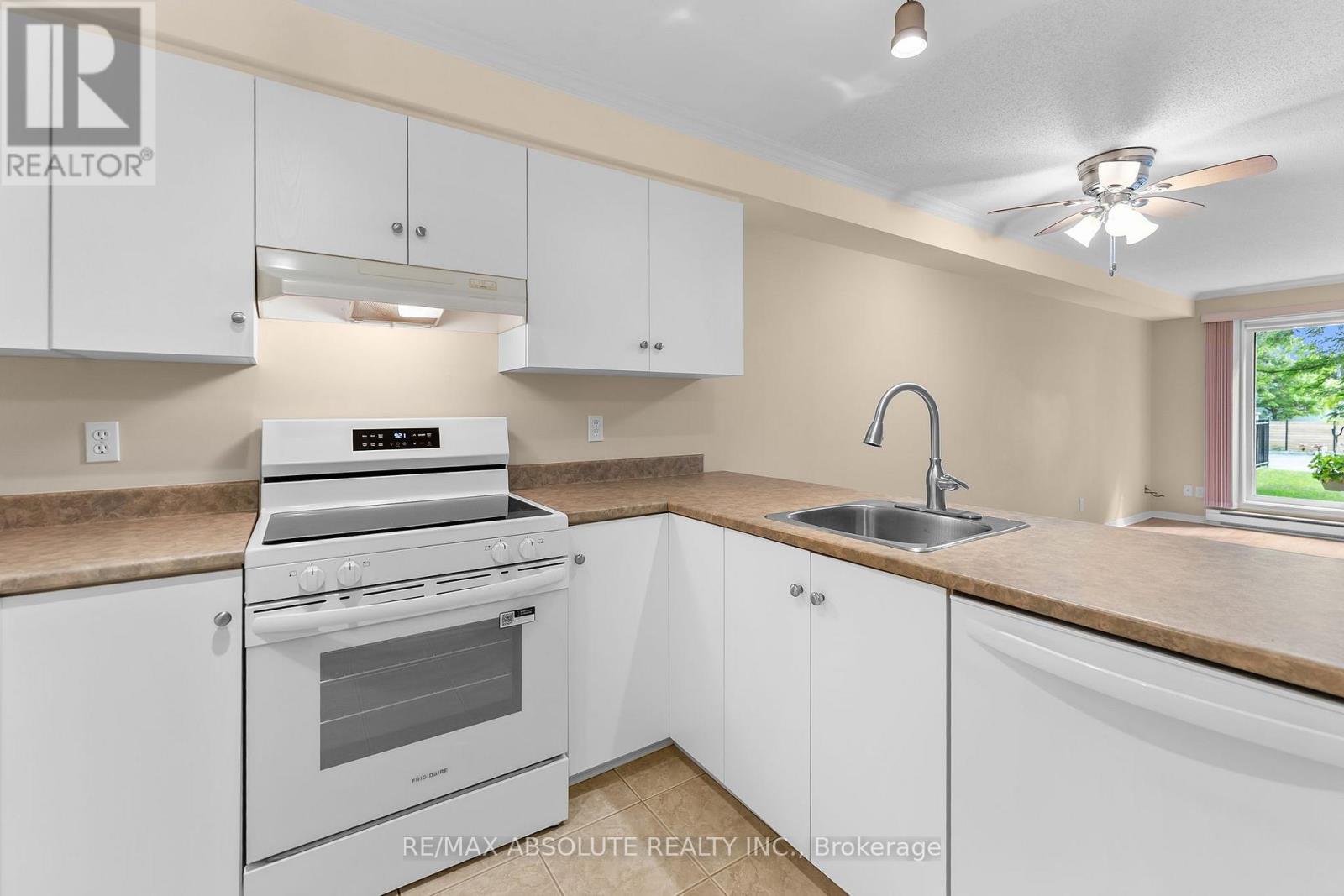 #107 16 SHEFFIELD STREET - 12