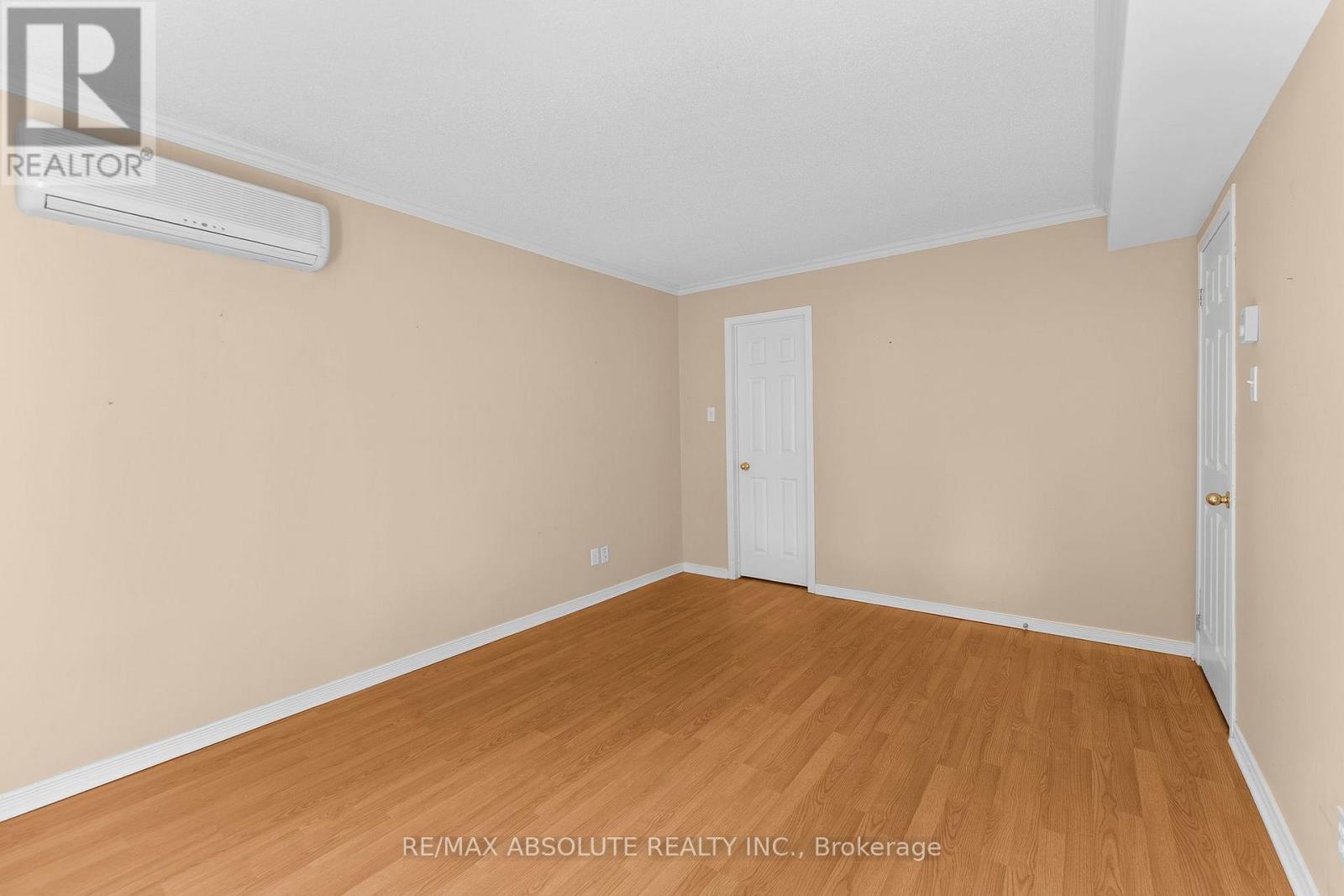 #107 16 SHEFFIELD STREET - 19