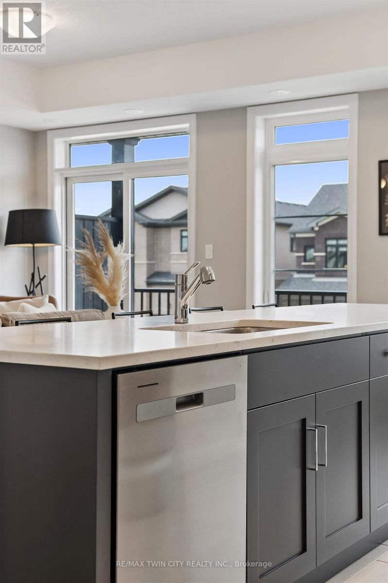 9 LOMOND LANE - Image 48