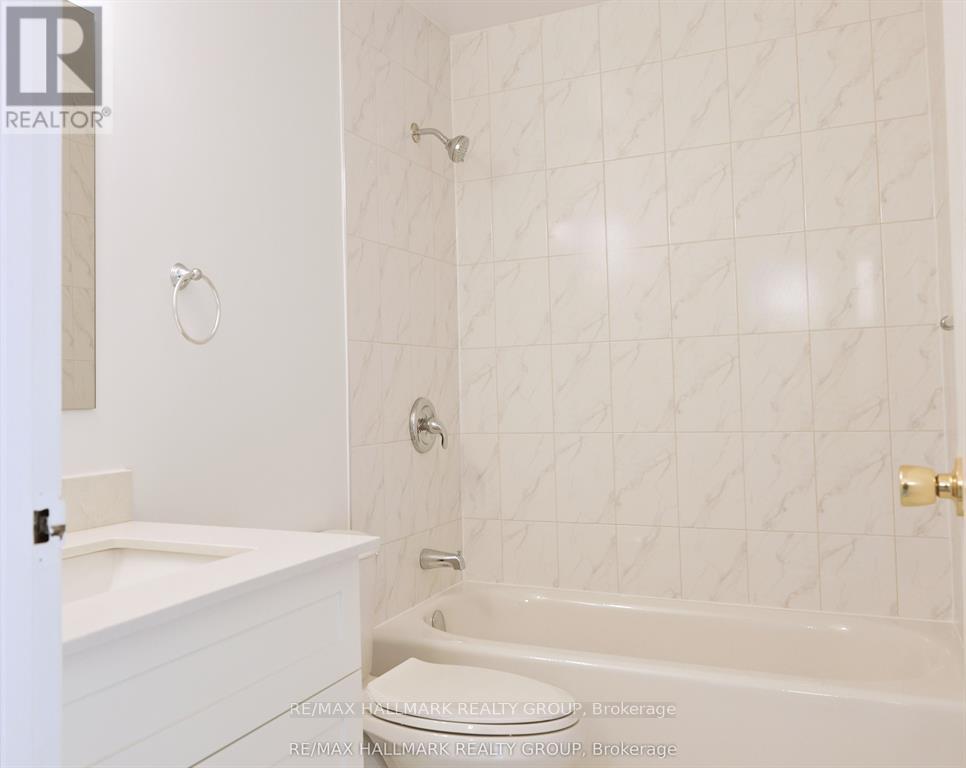 #122 2624 PIMLICO CRESCENT - 27