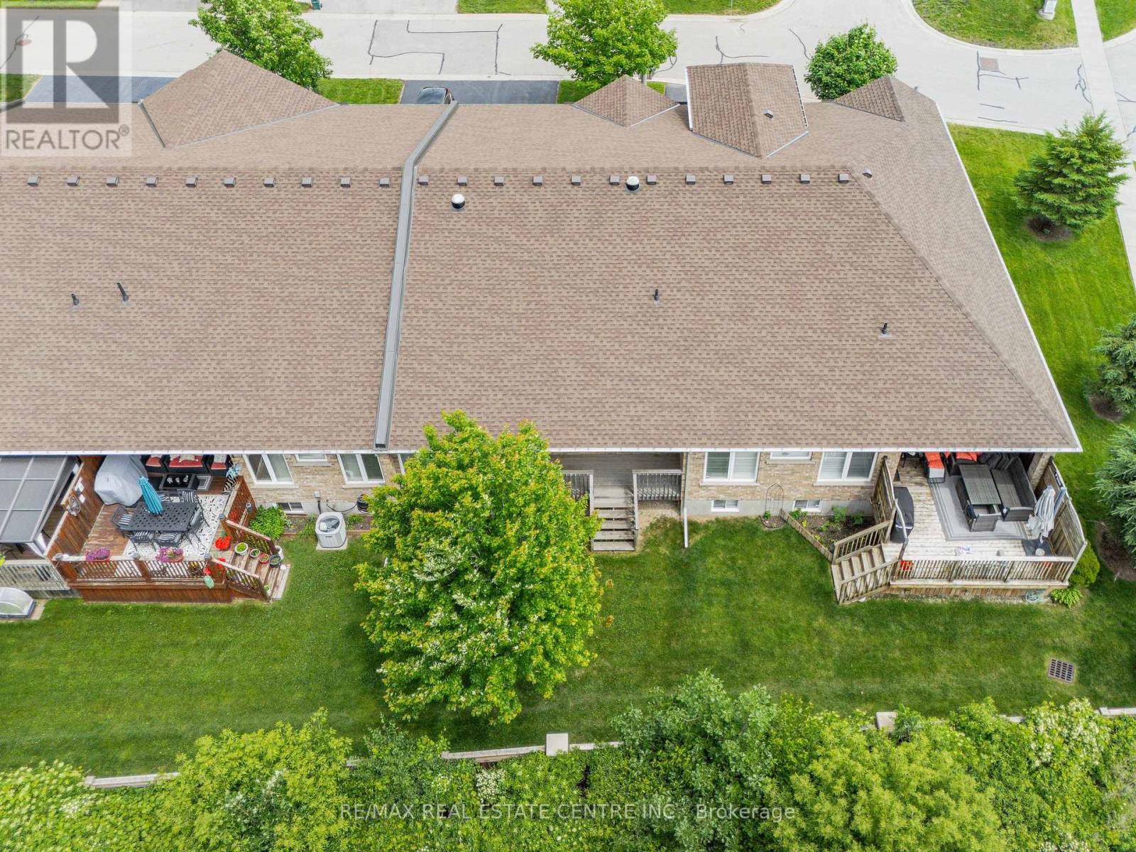 #38 35 GREEN GATE BOULEVARD - 47