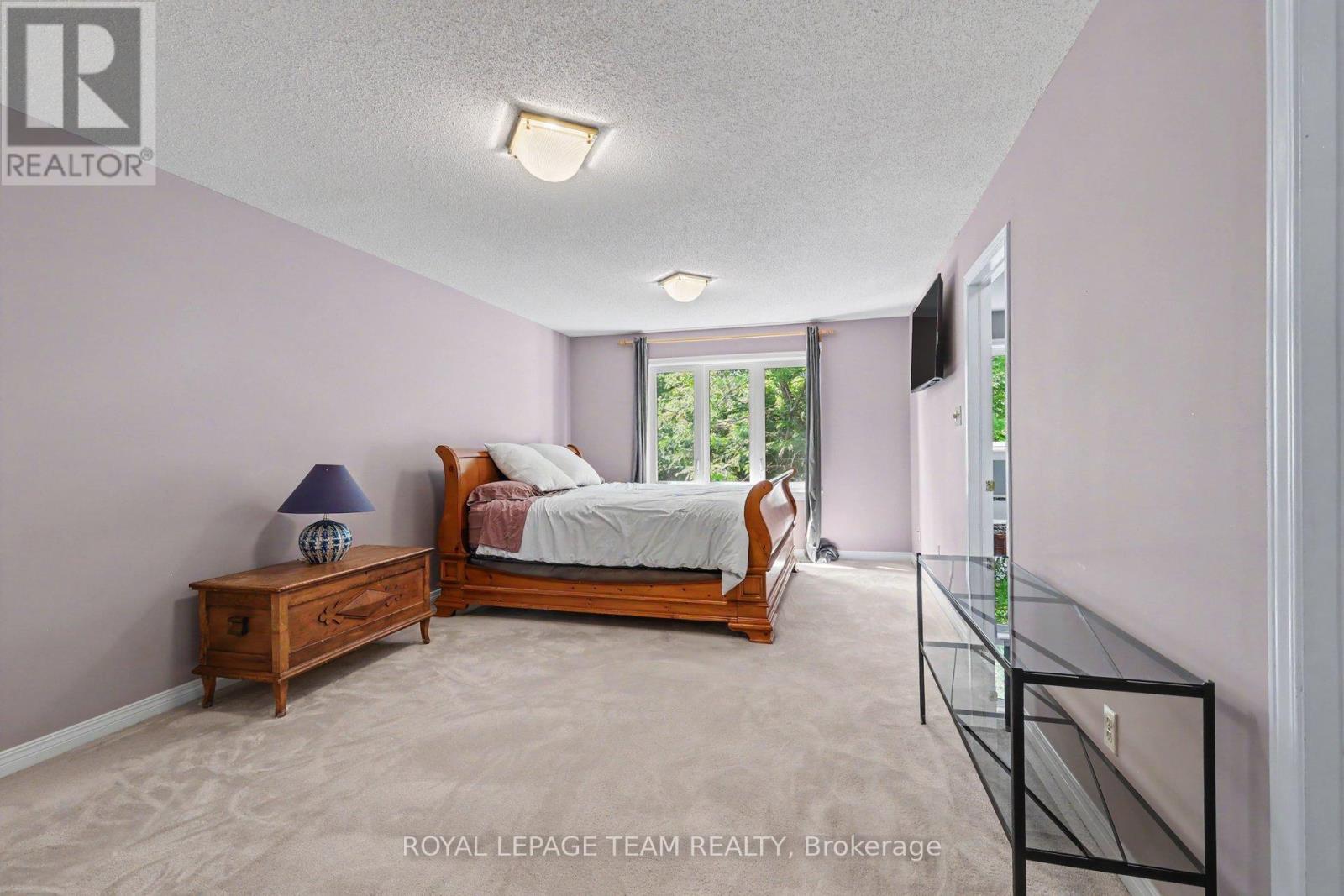 86 WINNEGREEN COURT - 18