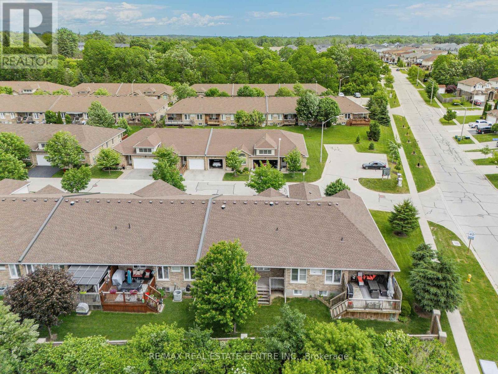 #38 35 GREEN GATE BOULEVARD - 48