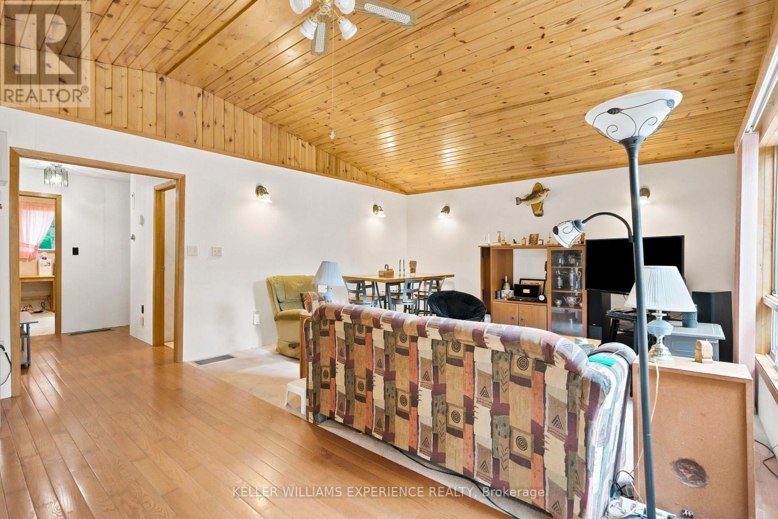 1689 BRAELOCH ROAD - 23