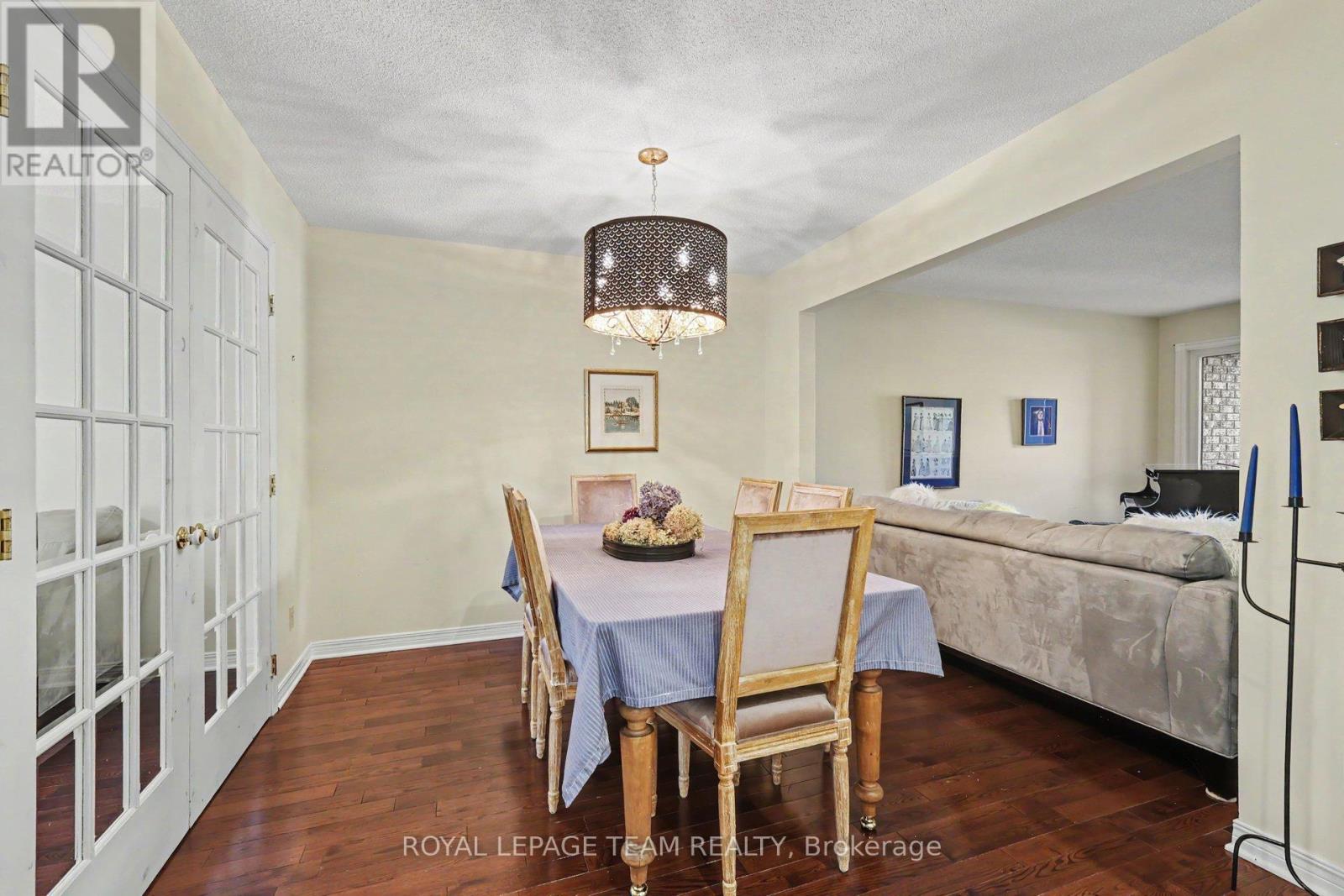 86 WINNEGREEN COURT - 9