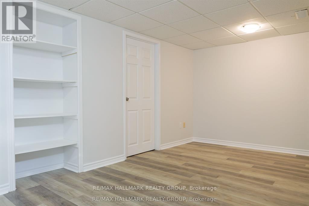 #122 2624 PIMLICO CRESCENT - 30