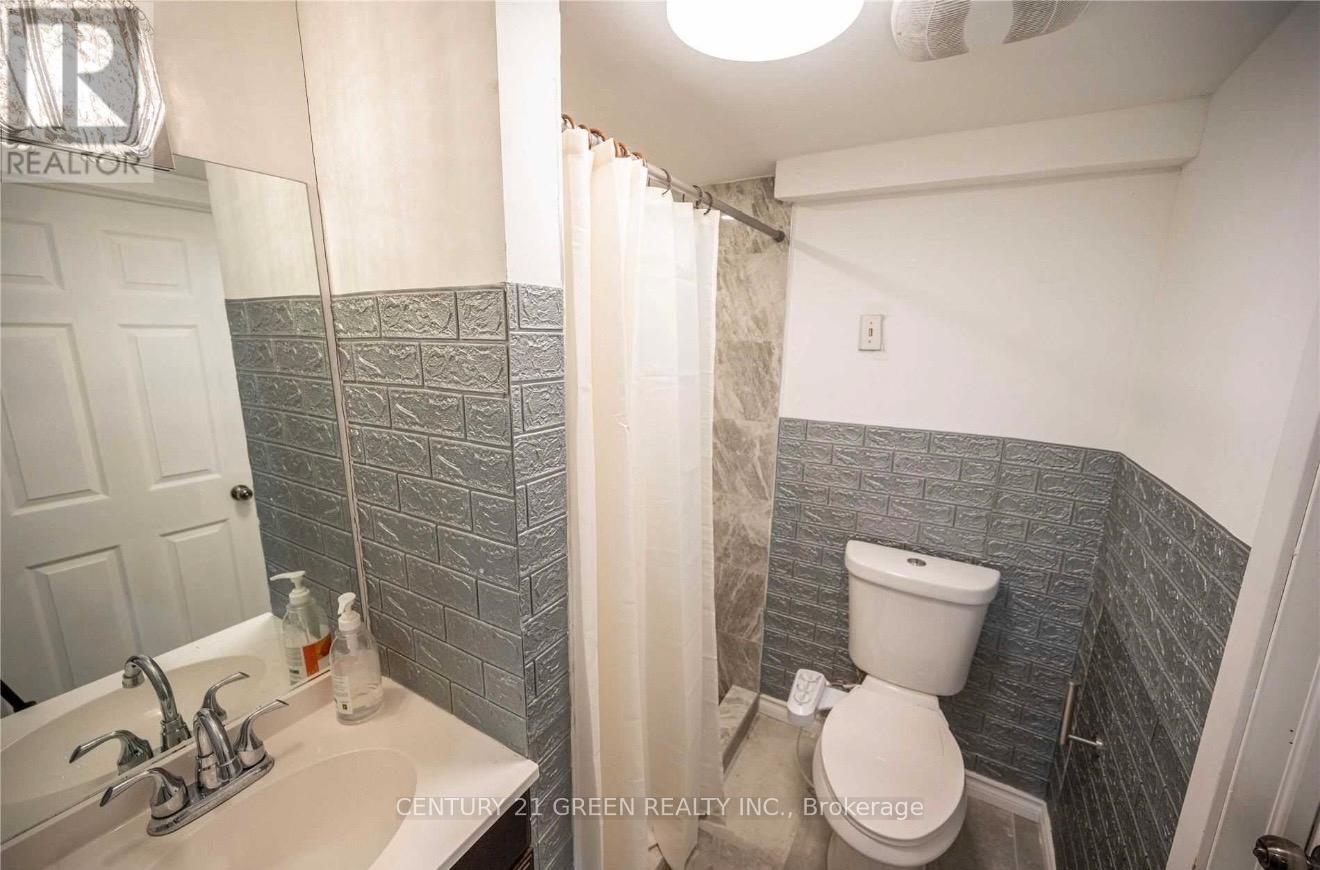 391 ADMIRAL DRIVE - 21