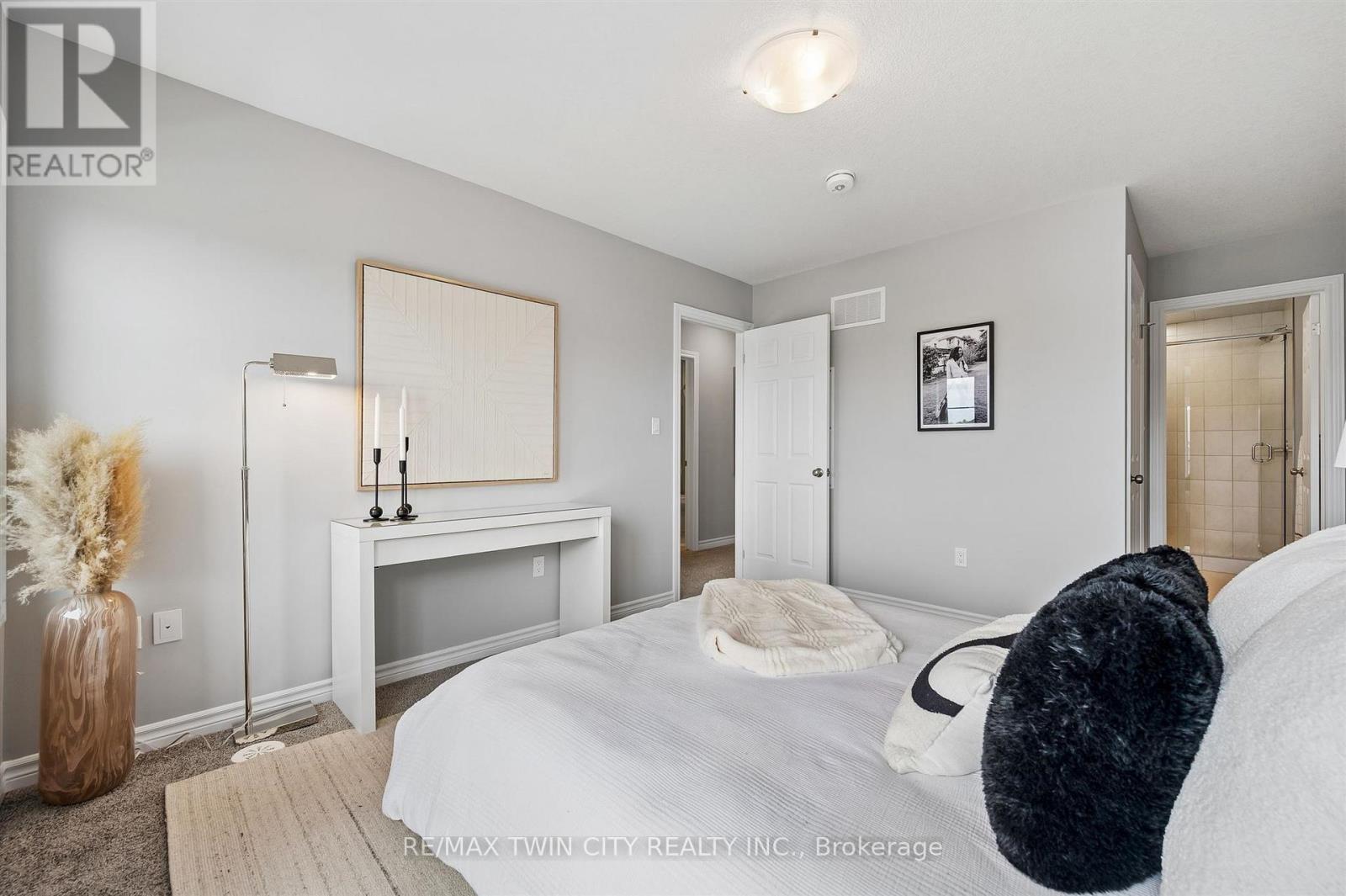 9 LOMOND LANE - Image 35