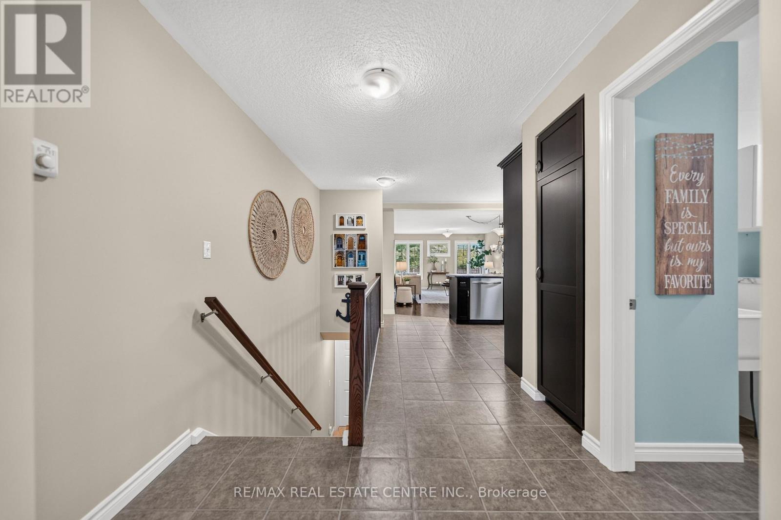 #38 35 GREEN GATE BOULEVARD - 6