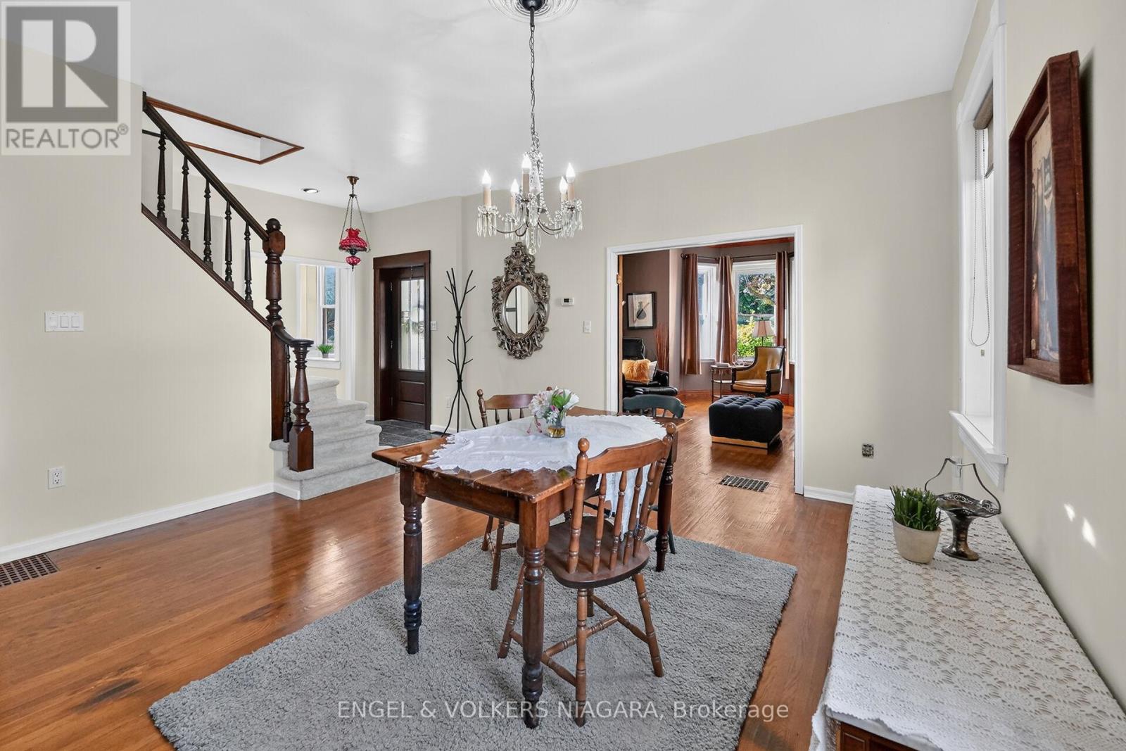 24 MILL AVENUE - 9