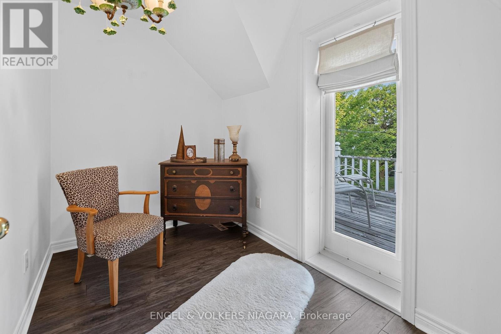 24 MILL AVENUE - 29