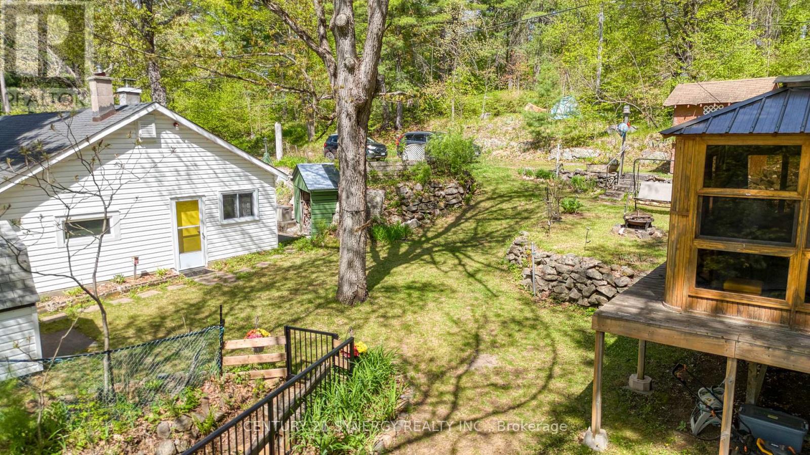 664 RABY ROAD - 39