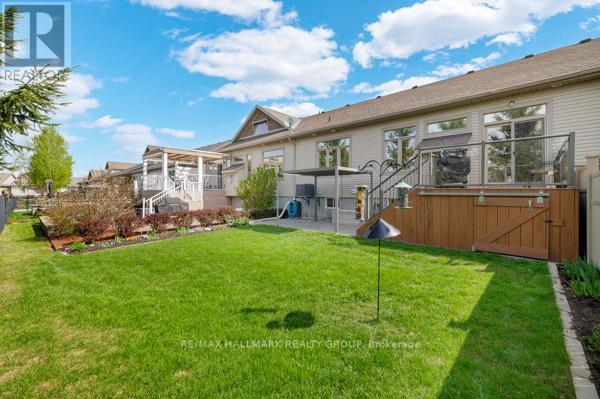 251 ROYAL LANDING GATE - Image 21