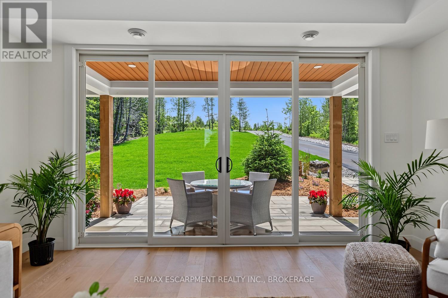 165 WILSON DRIVE - Image 35