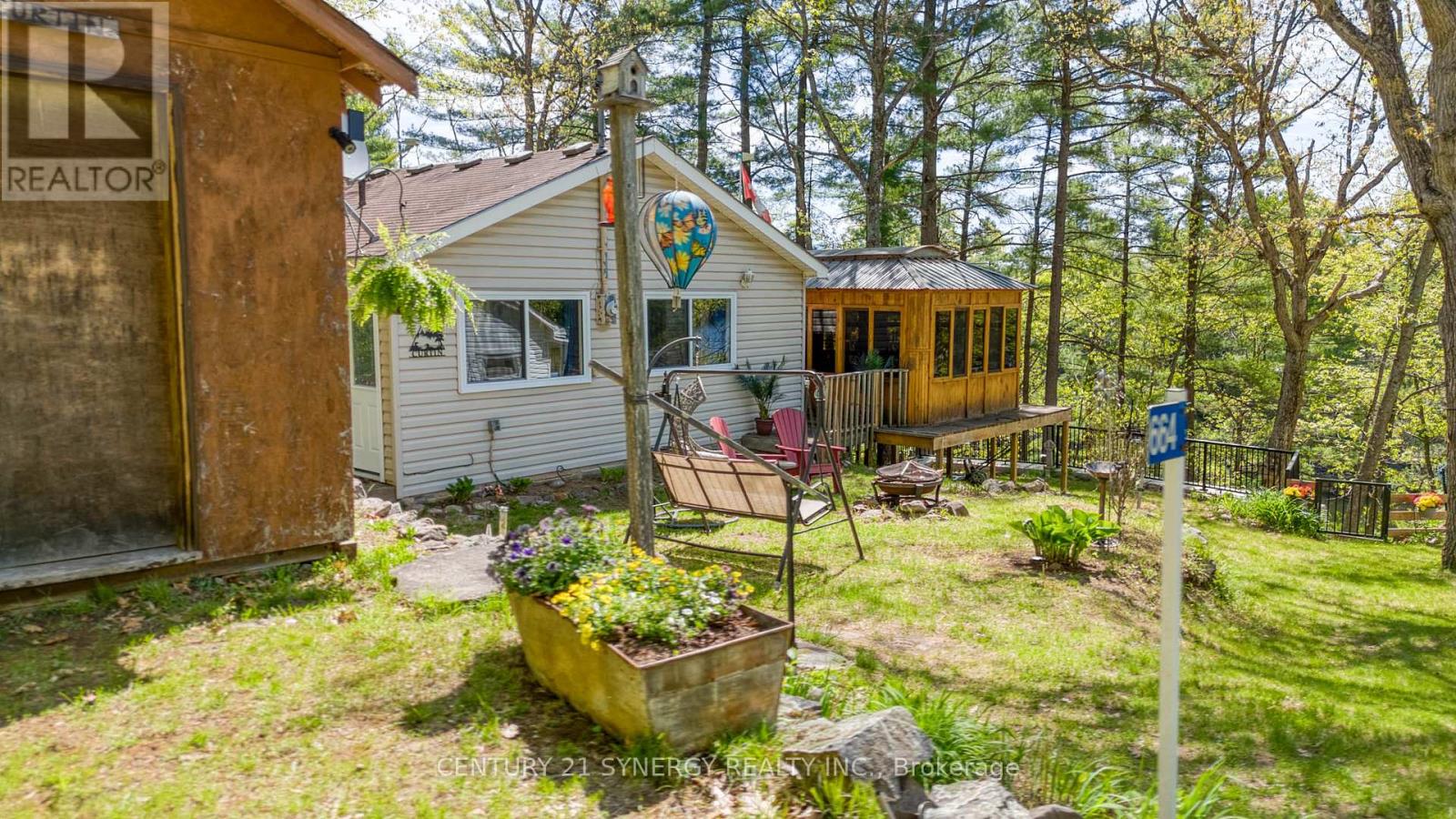664 RABY ROAD - 42