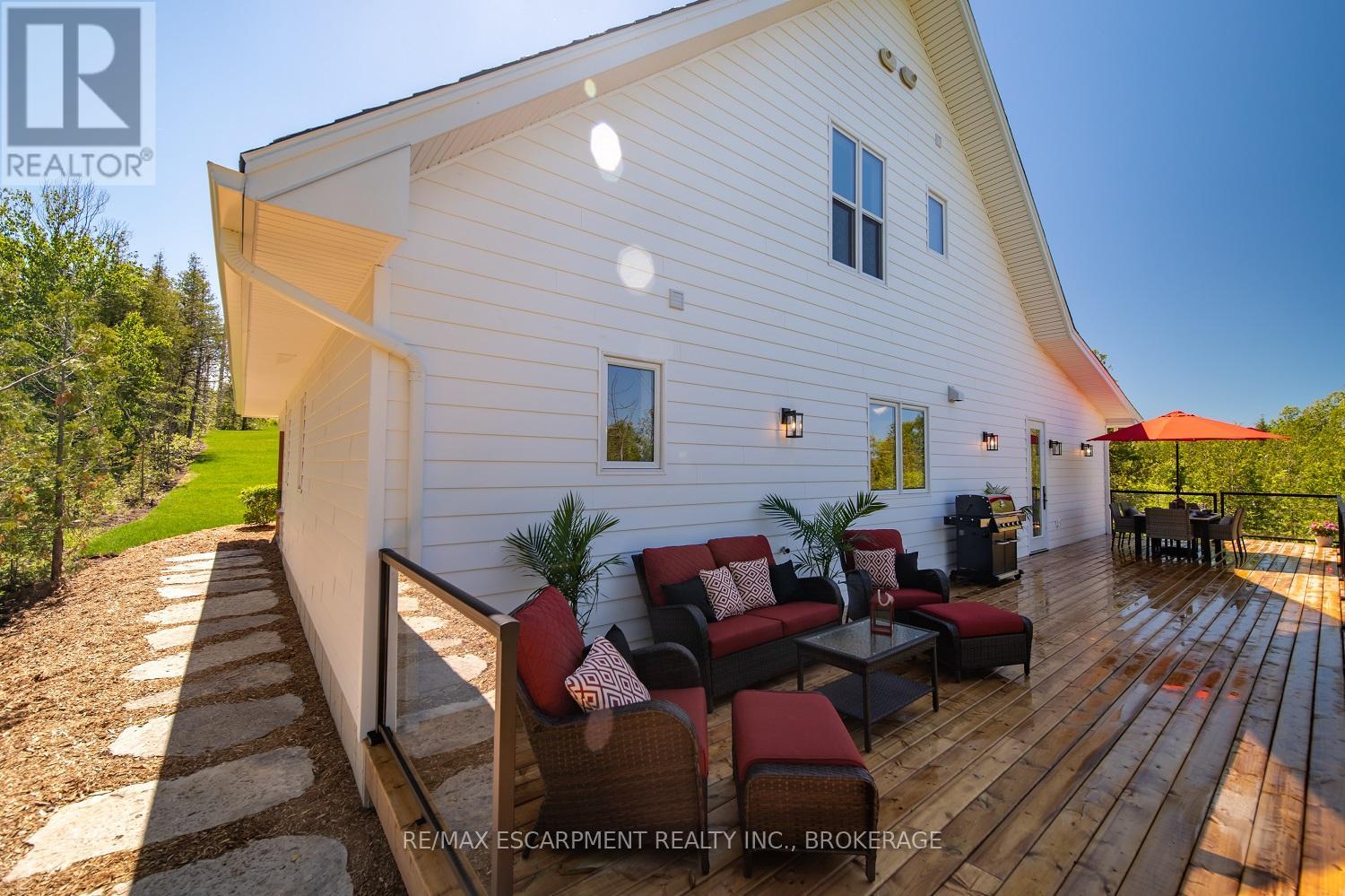 165 WILSON DRIVE - Image 19