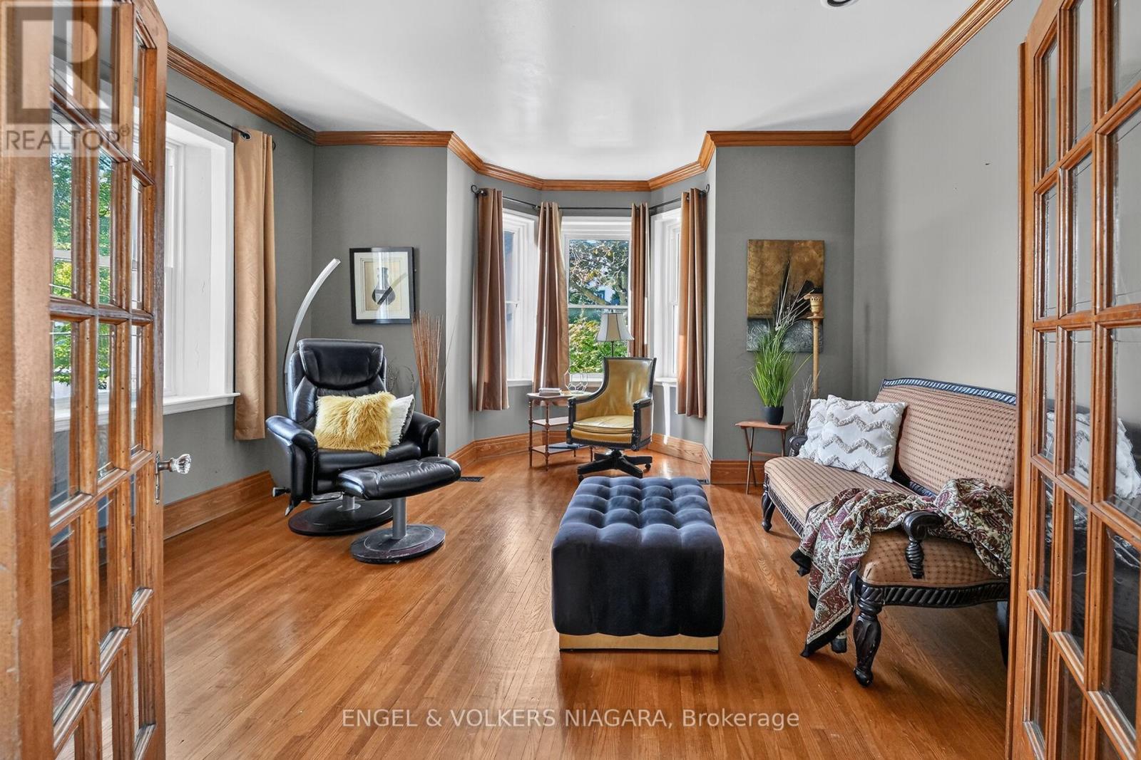 24 MILL AVENUE - 11