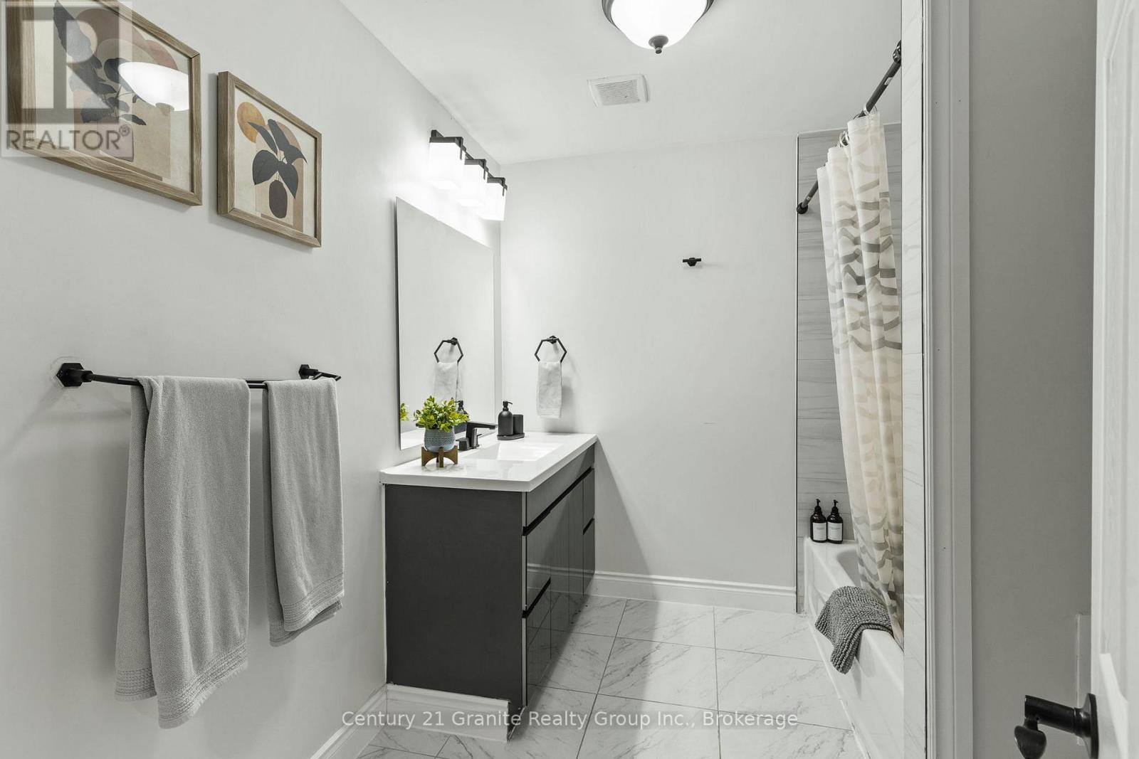 1630 KASHAGAWIGAMOG LAKE ROAD - 23