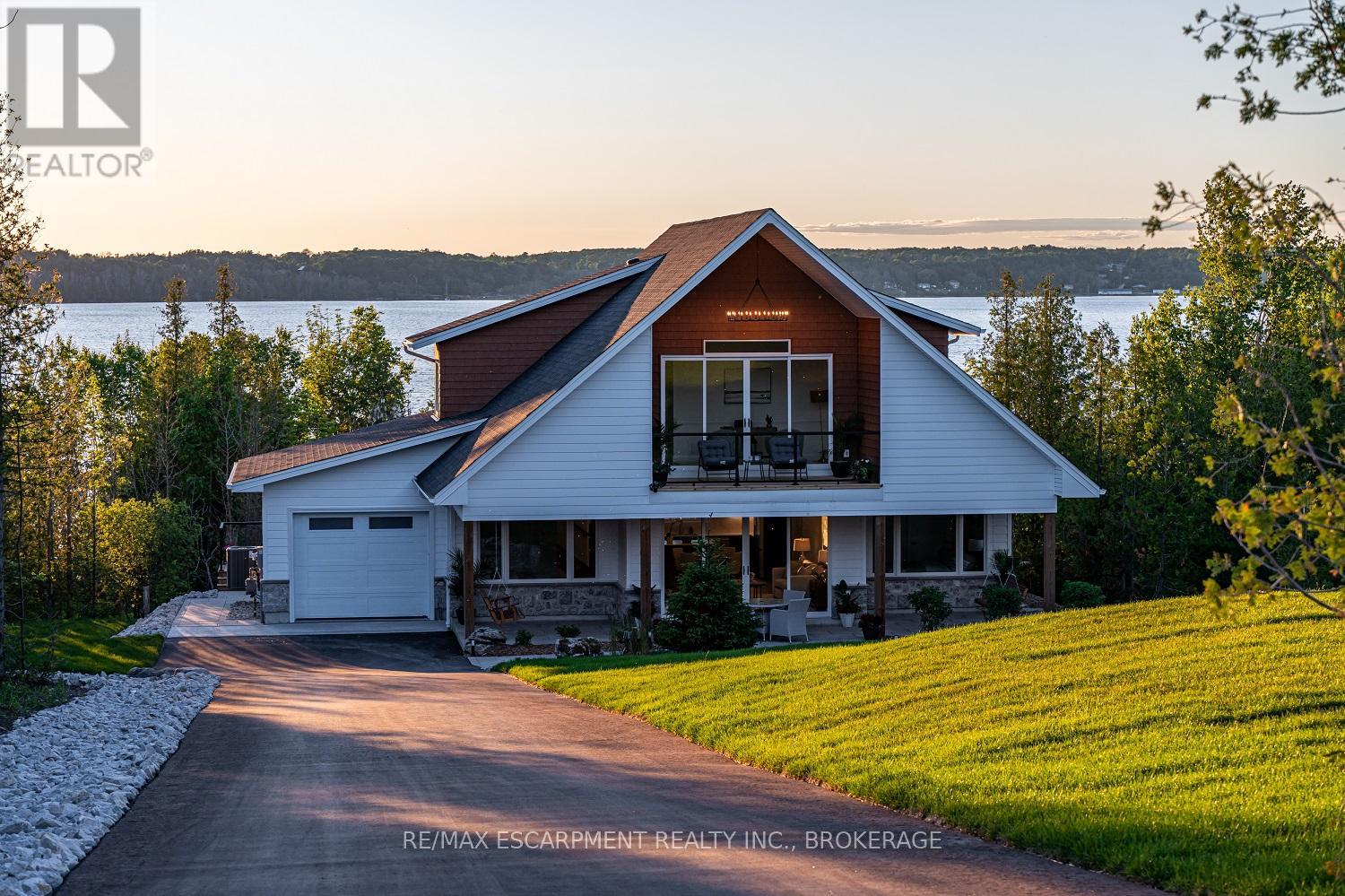 165 WILSON DRIVE - 2