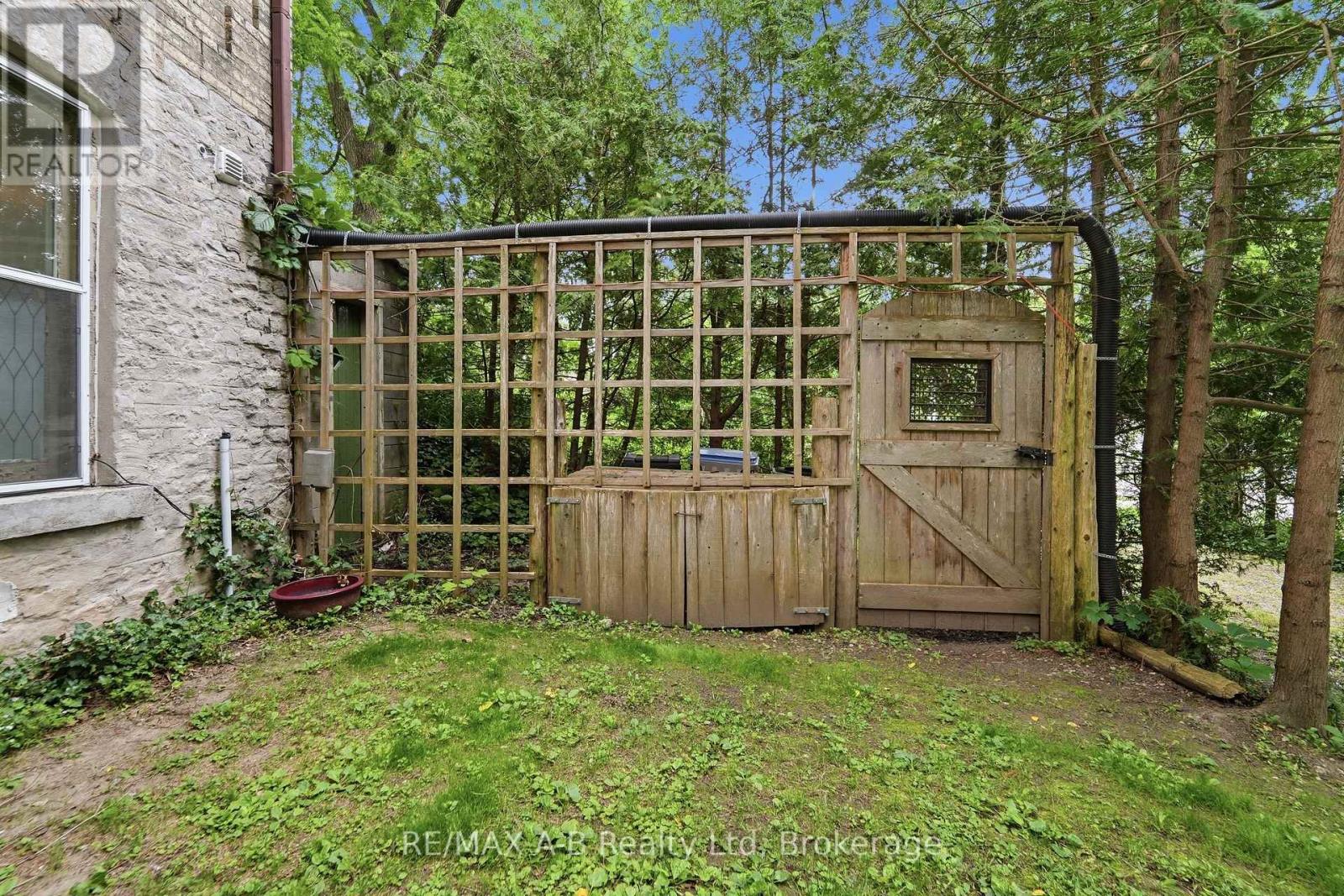 84 CHURCH STREET N - Image 43