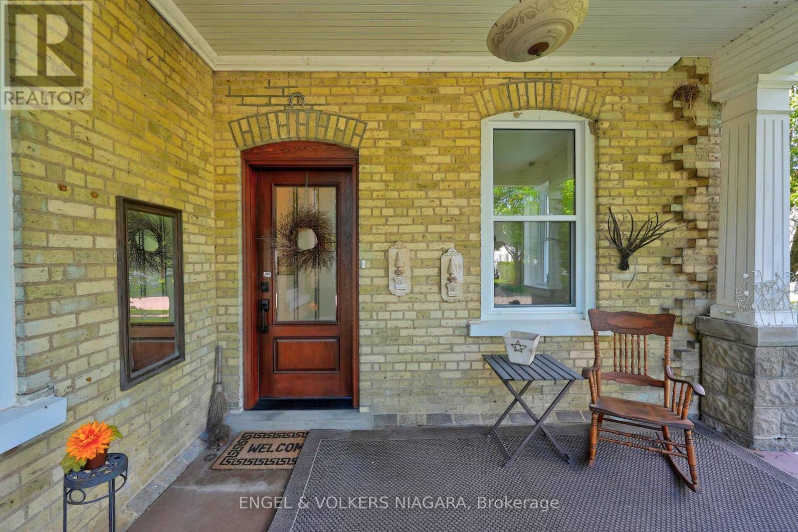 24 MILL AVENUE - 6