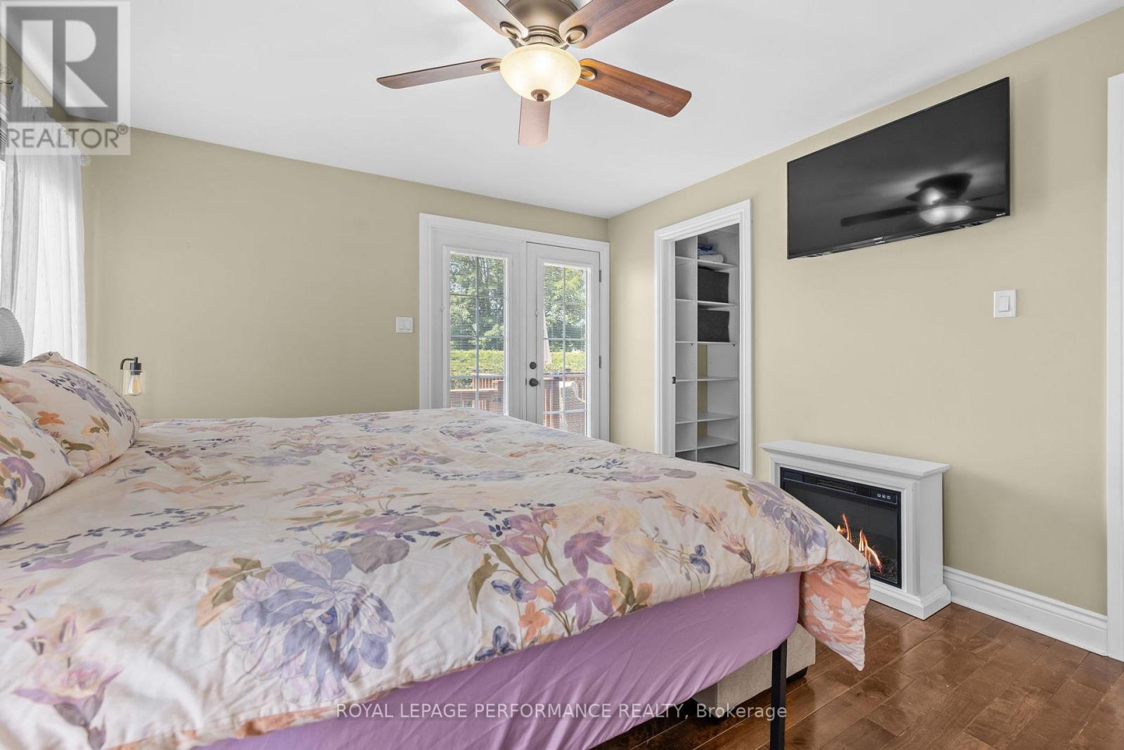 2388 Du Lac Road