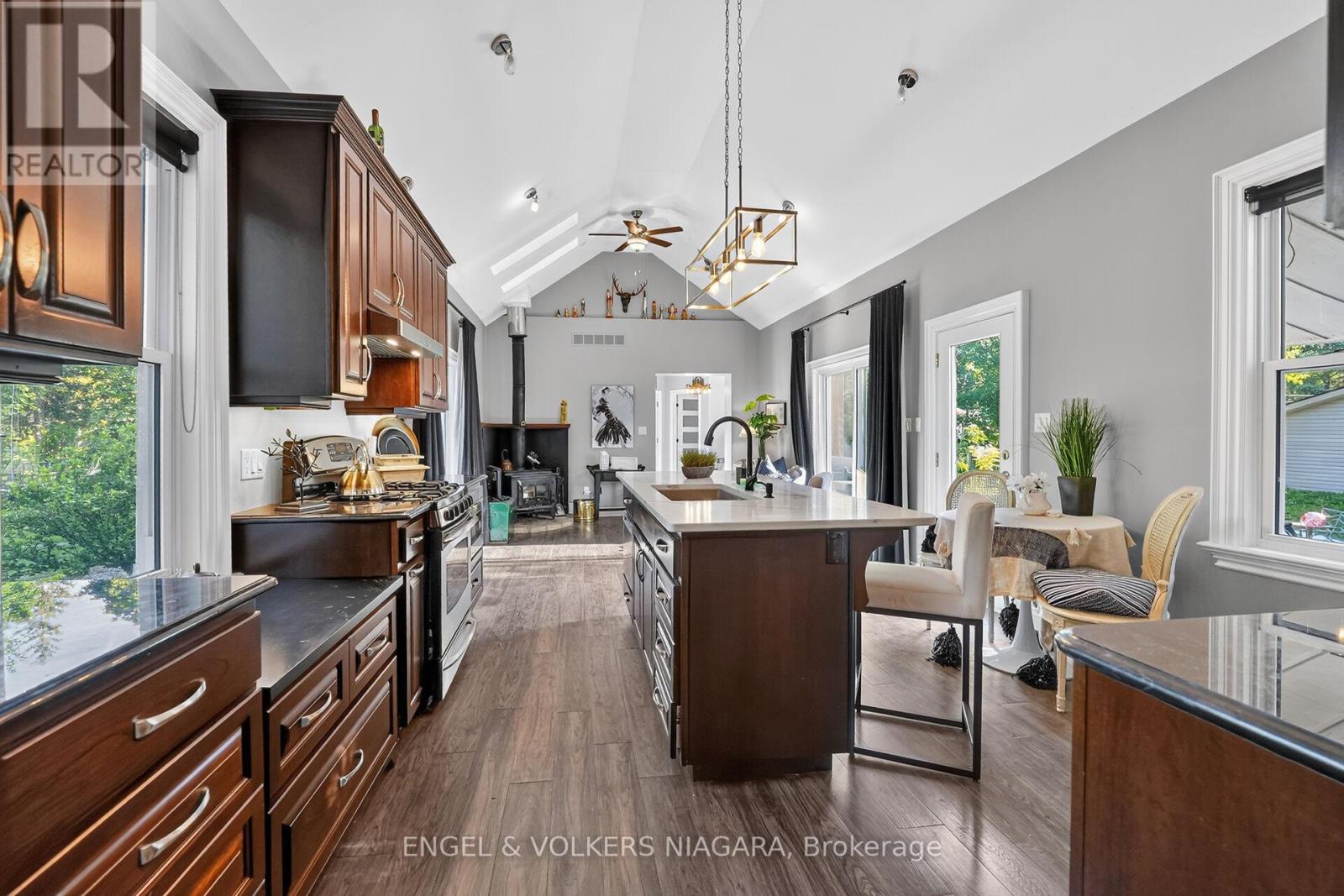 24 MILL AVENUE - 13