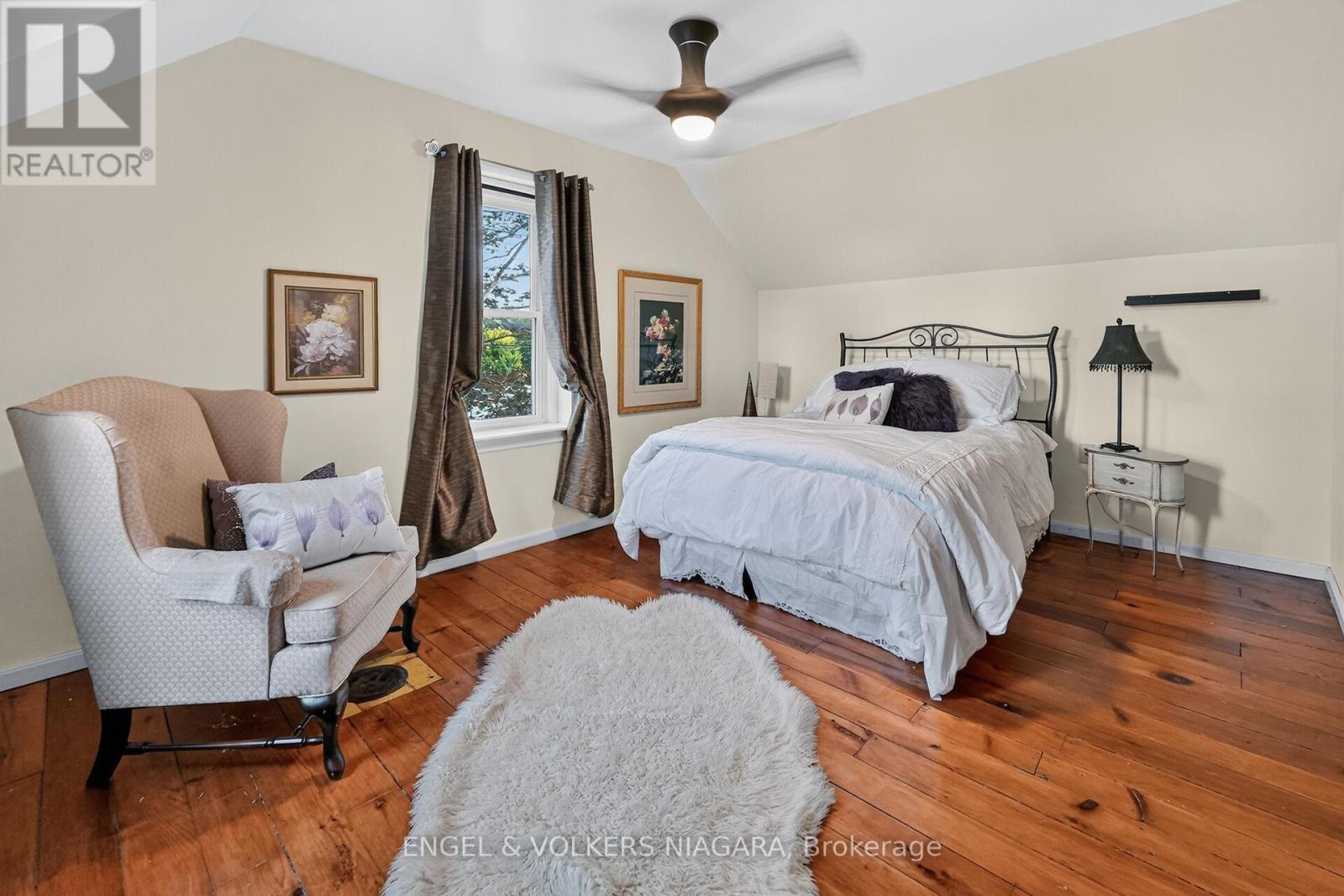 24 MILL AVENUE - 26
