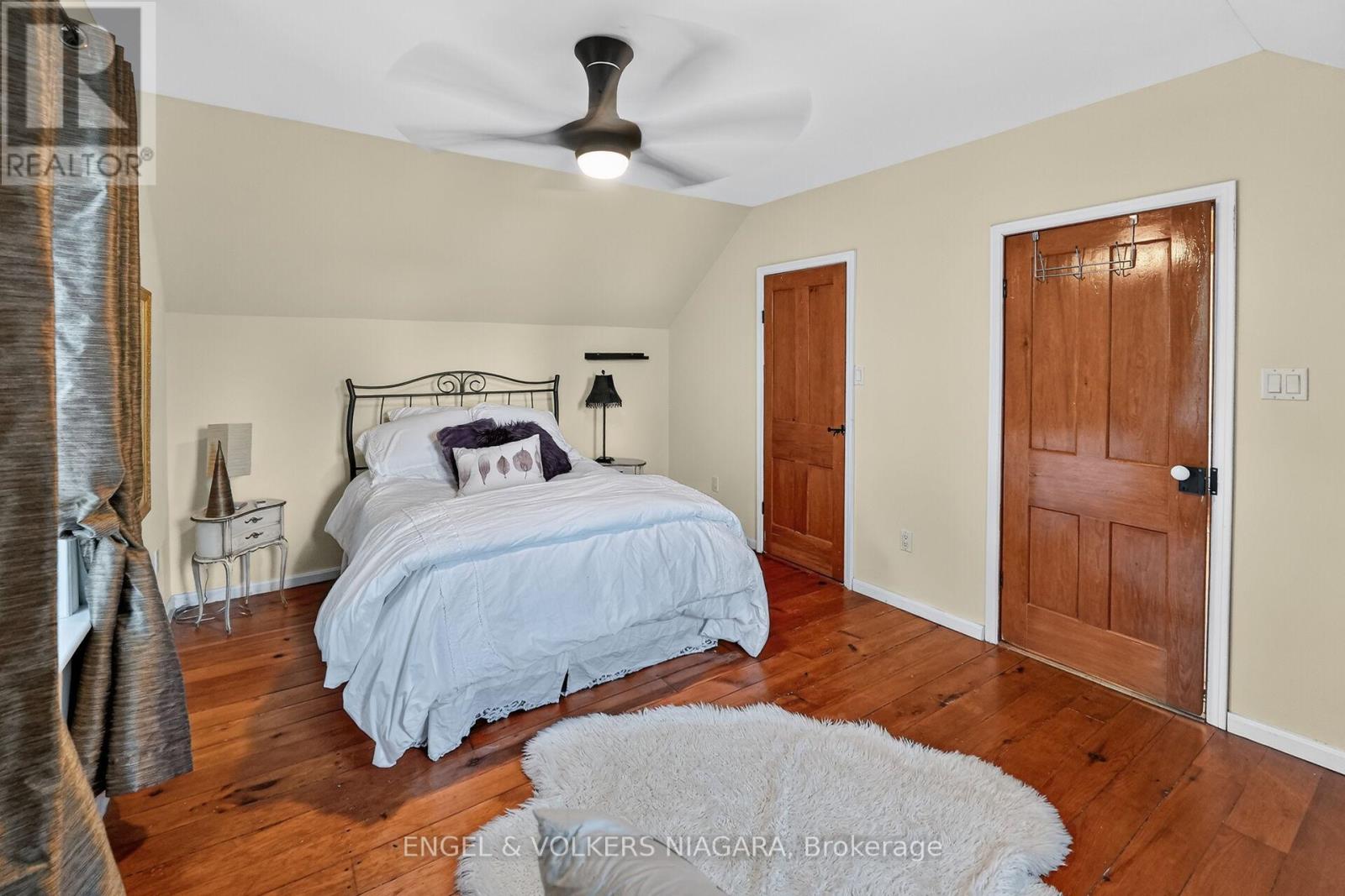 24 MILL AVENUE - 27