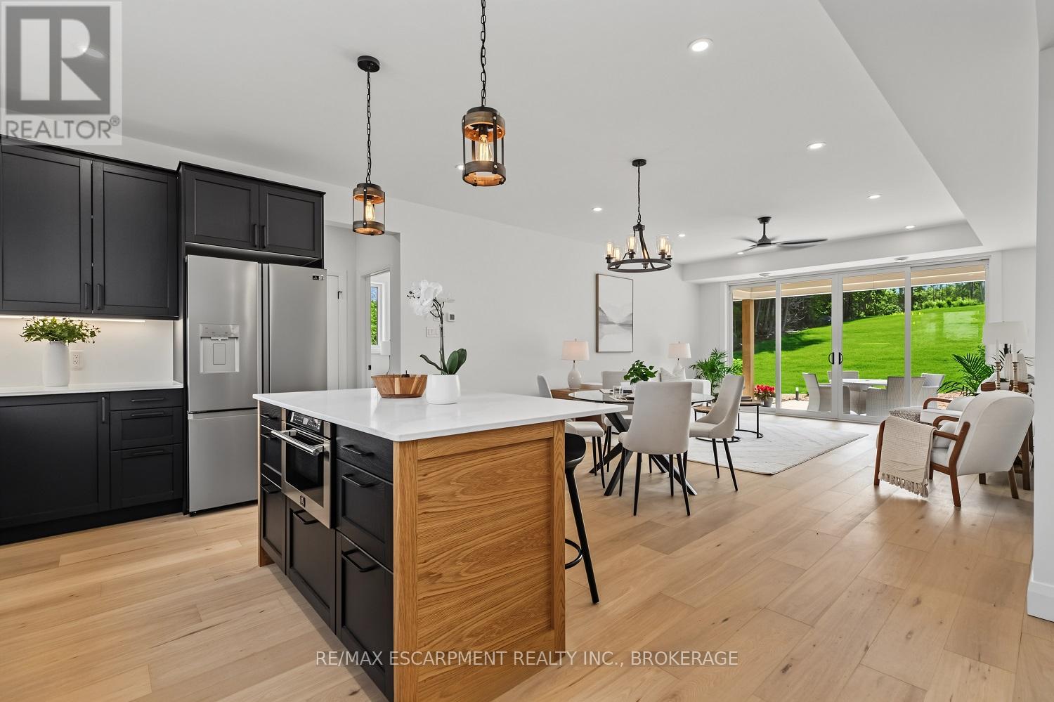 165 WILSON DRIVE - Image 33