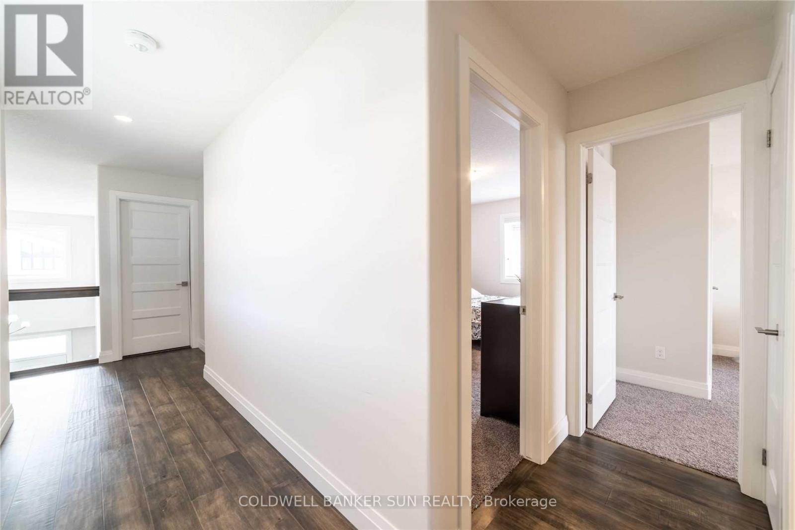 1301 SANDBAR STREET - 14