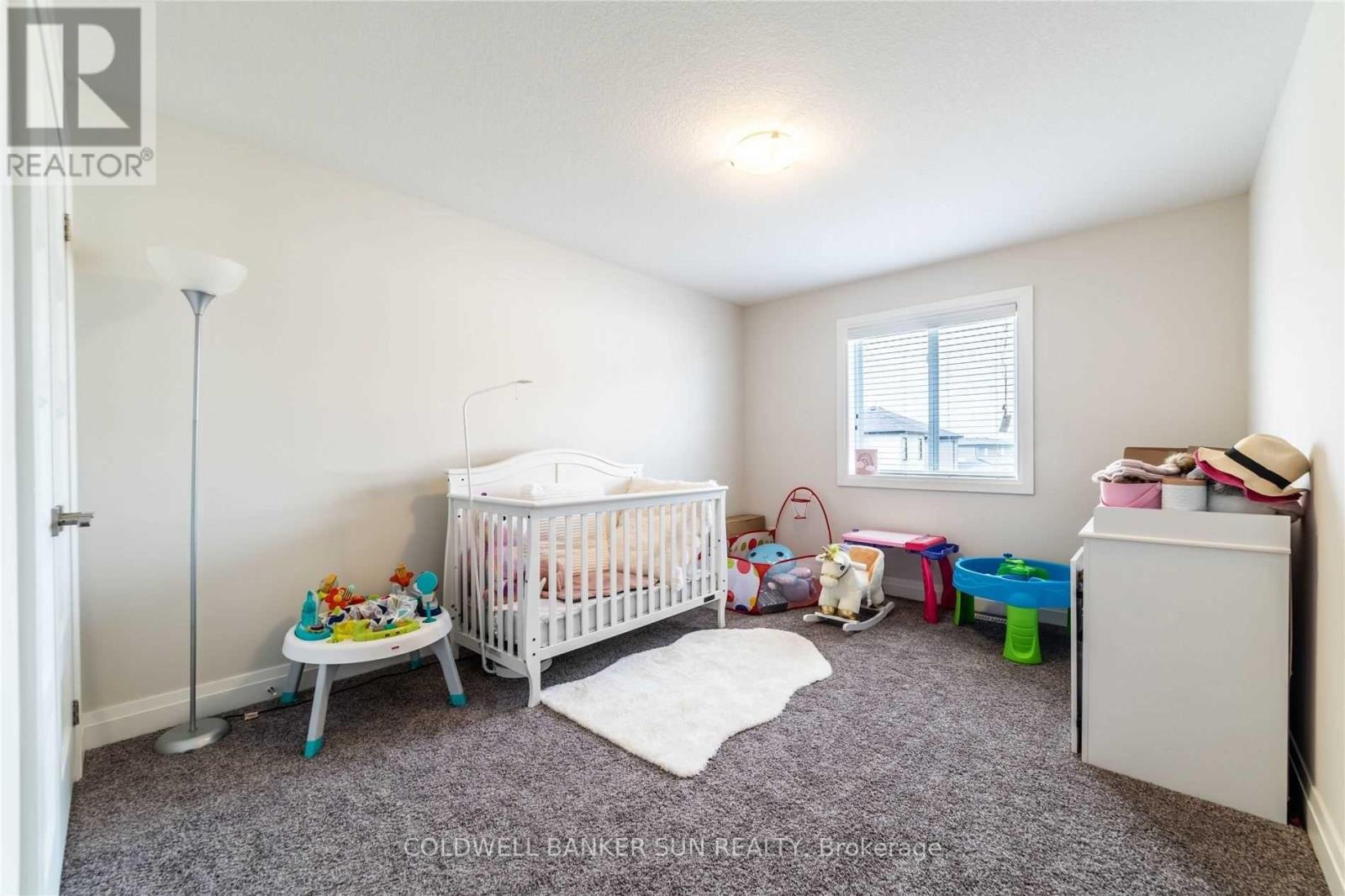 1301 SANDBAR STREET - 18