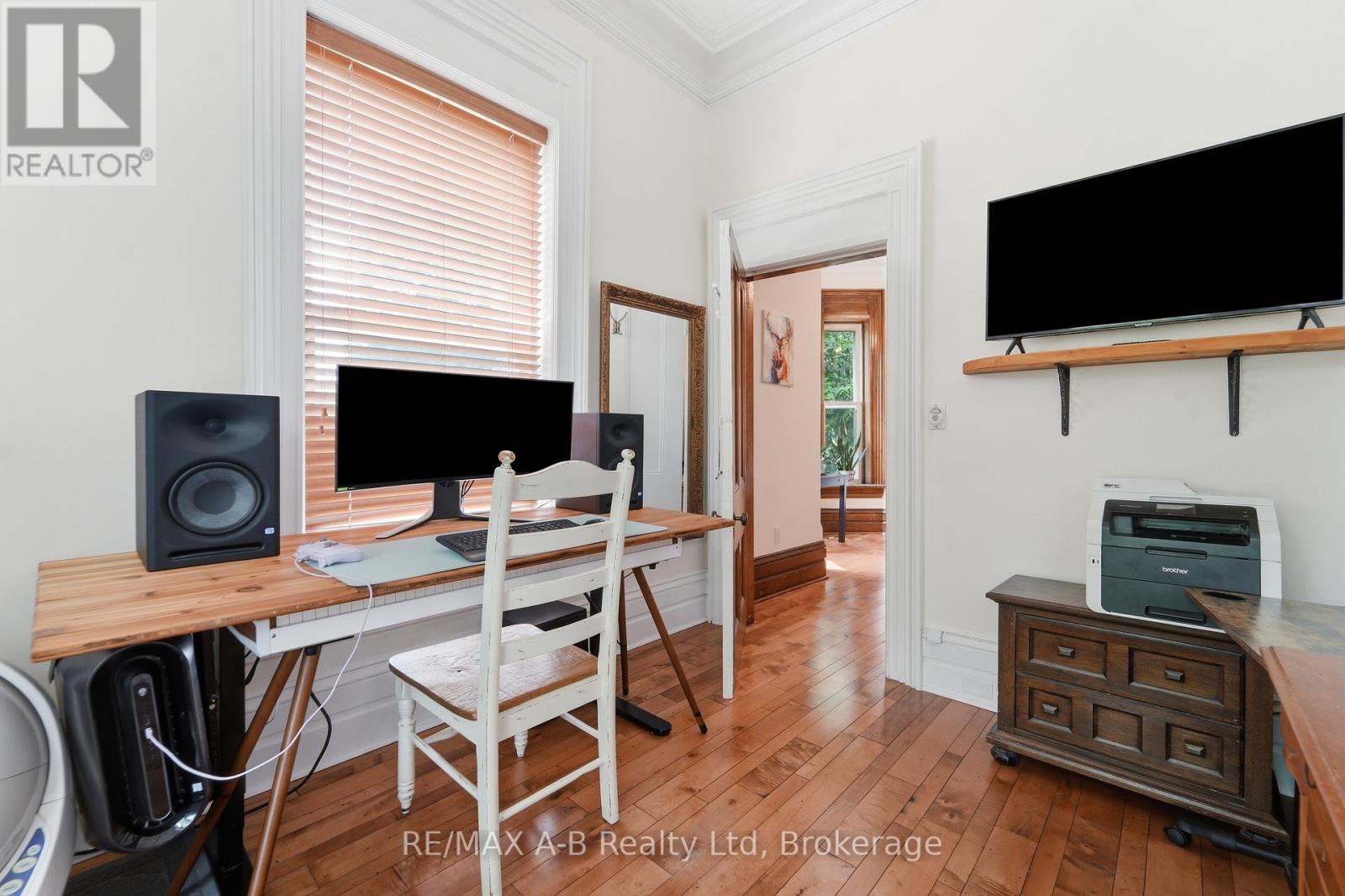 84 CHURCH STREET N - Image 16