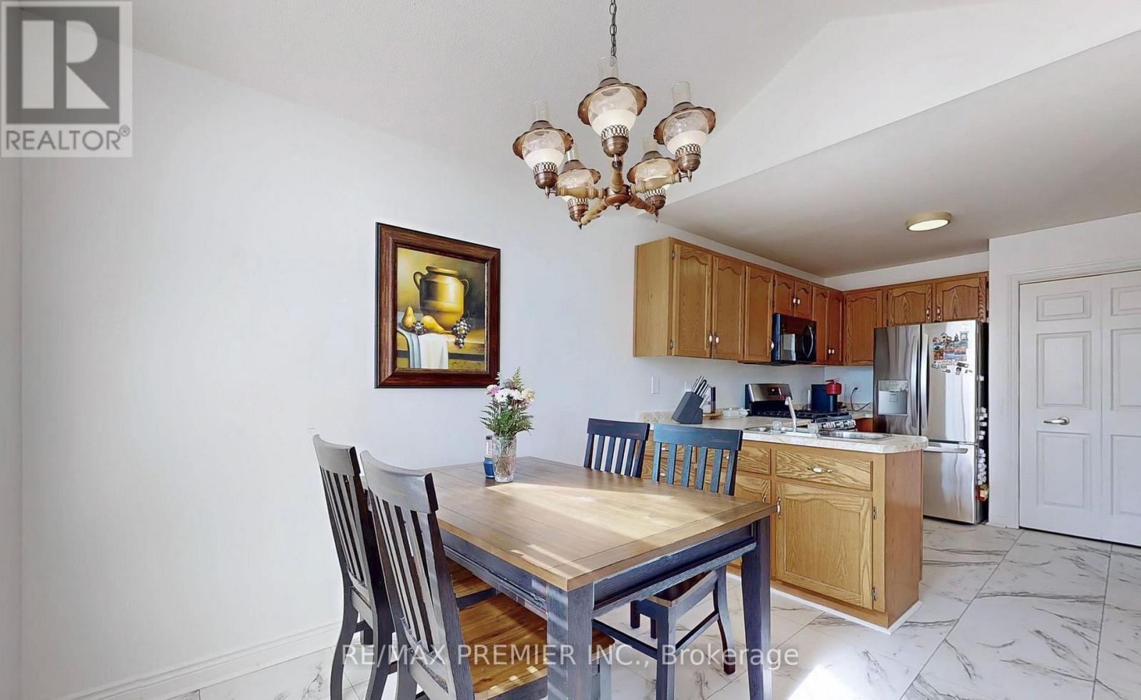 #13 9 WENTWORTH DRIVE - 15