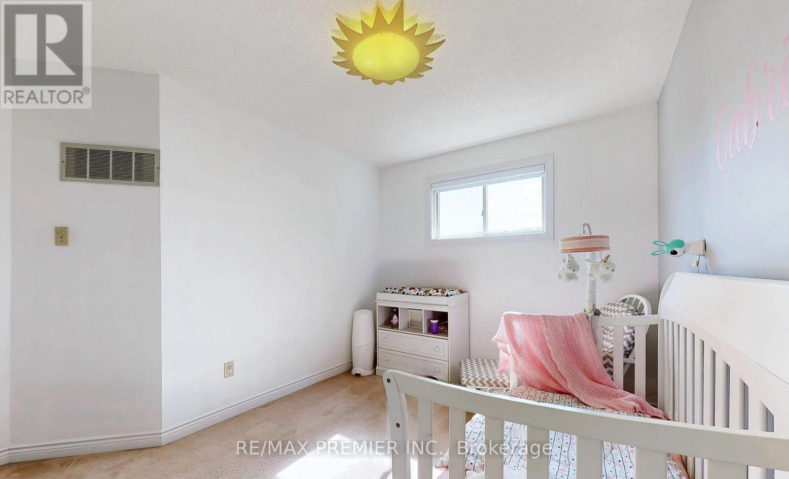 #13 9 WENTWORTH DRIVE - 24