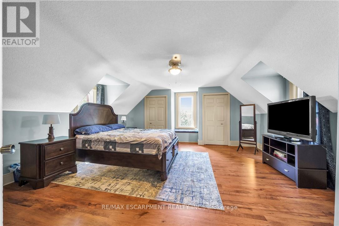4932 FLY ROAD - 21
