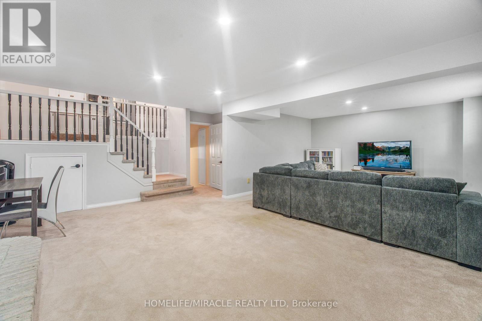 23 MILLPOND PLACE - Image 33
