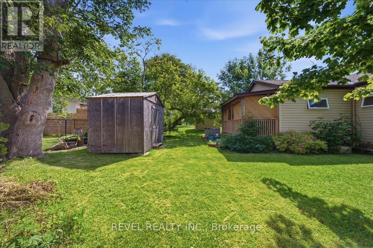 13 WINGER DRIVE - 26