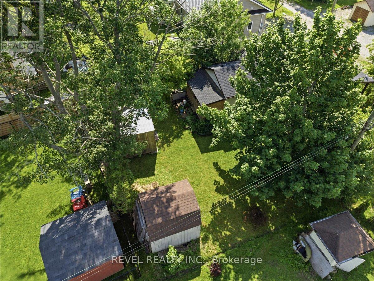 13 WINGER DRIVE - 30