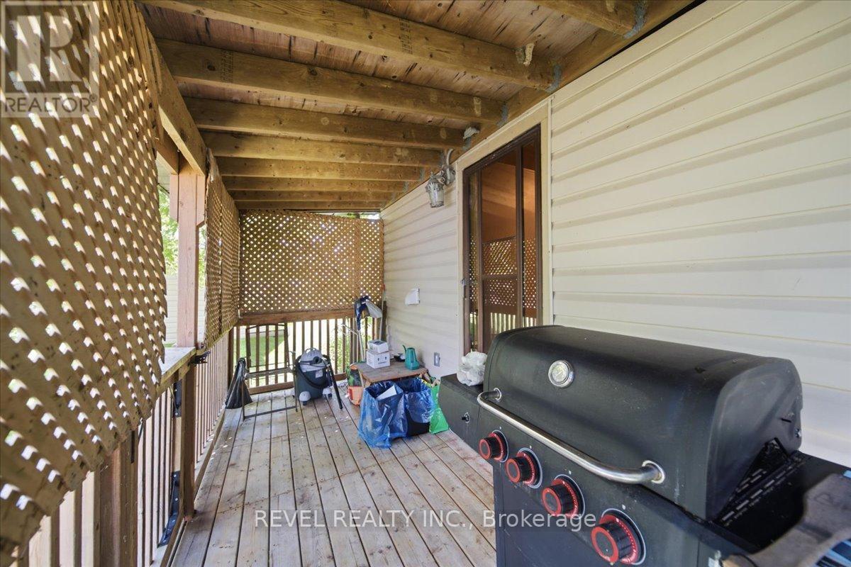 13 WINGER DRIVE - 23